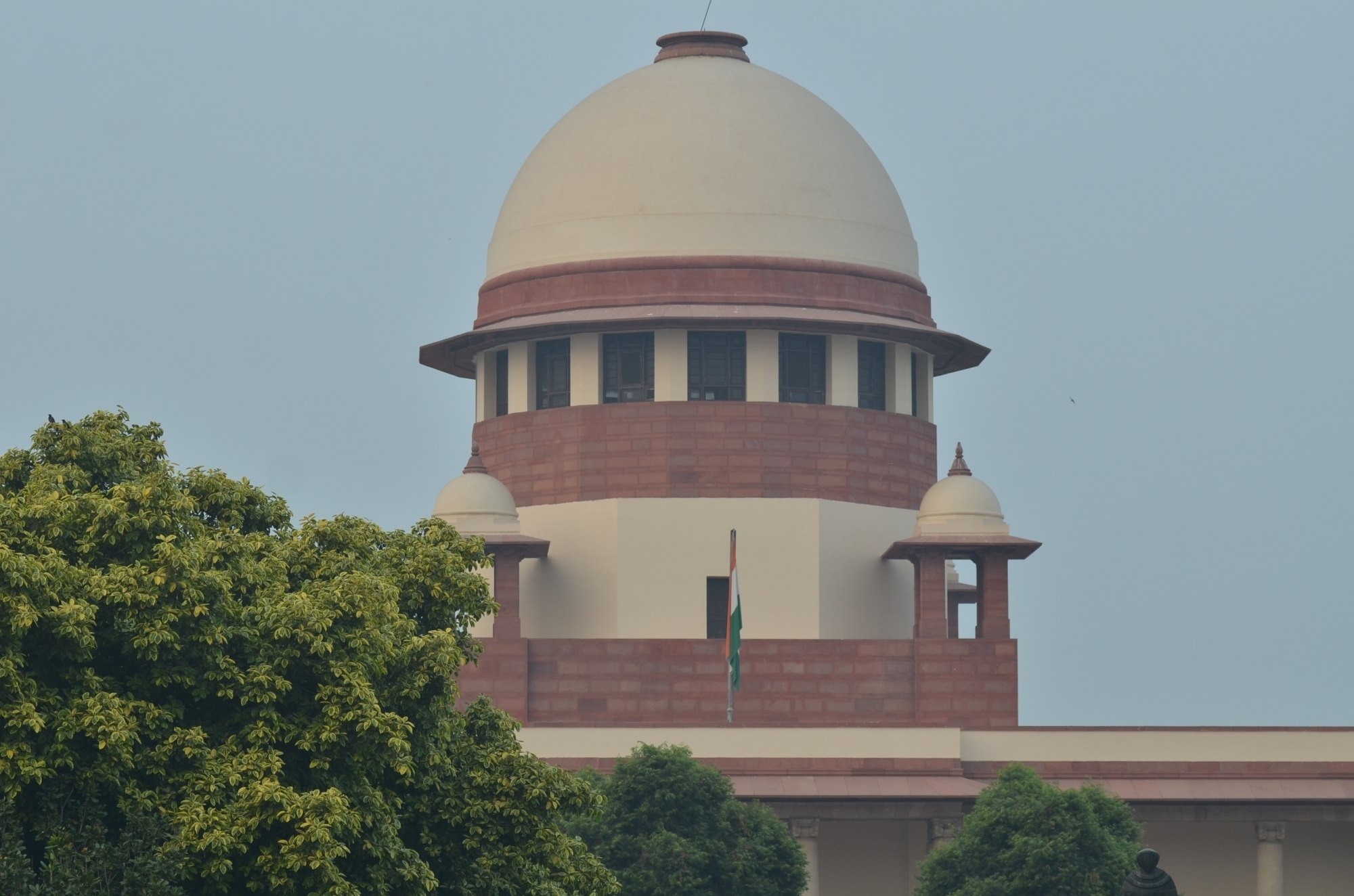SC to hear on Monday pleas by Shinde, rebels against disqualification notices SC to hear on Monday pleas by Shinde, rebels against disqualification notices