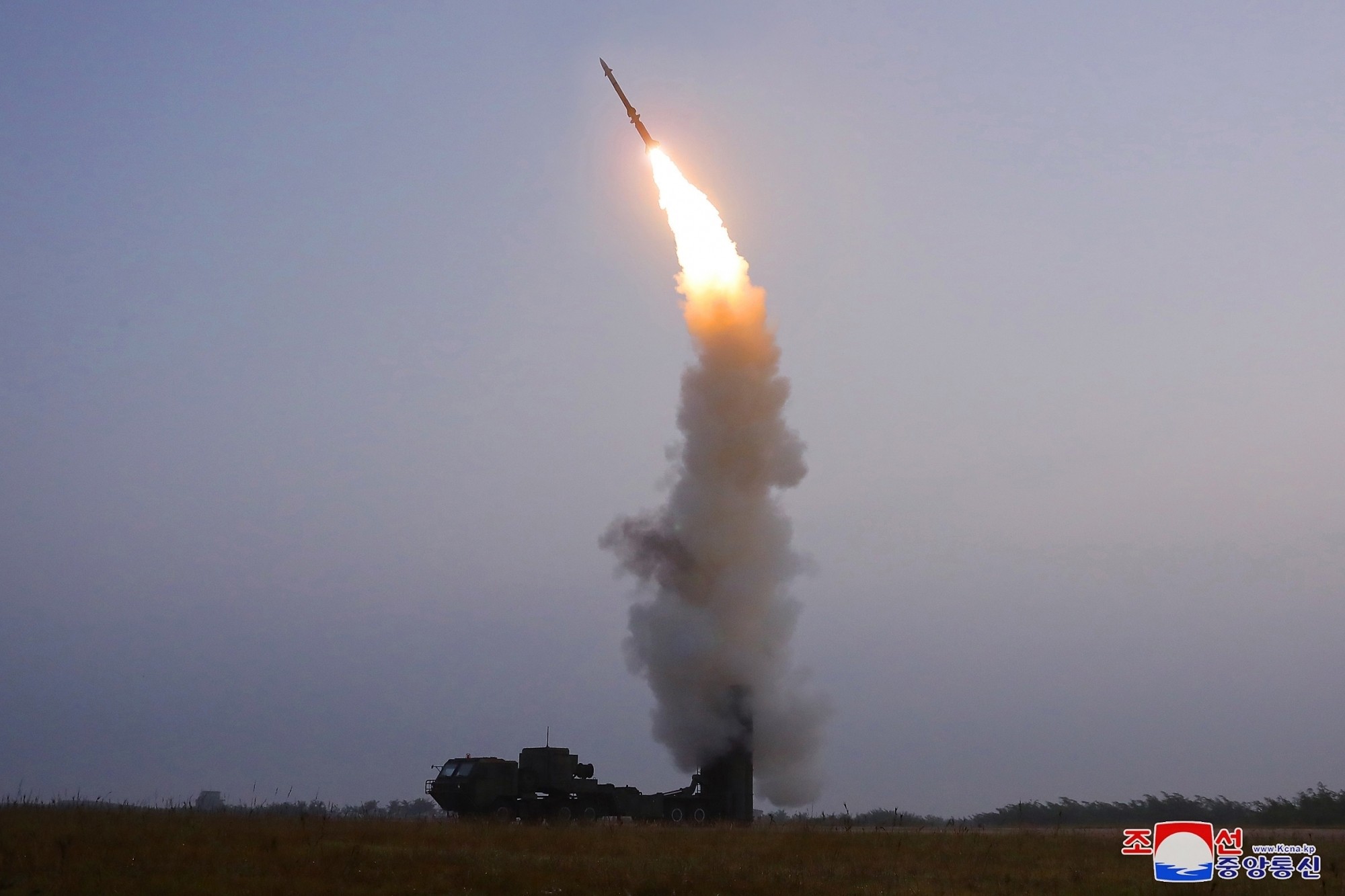 N.Korea test-fires new anti-aircraft missile N.Korea test-fires new anti-aircraft missile