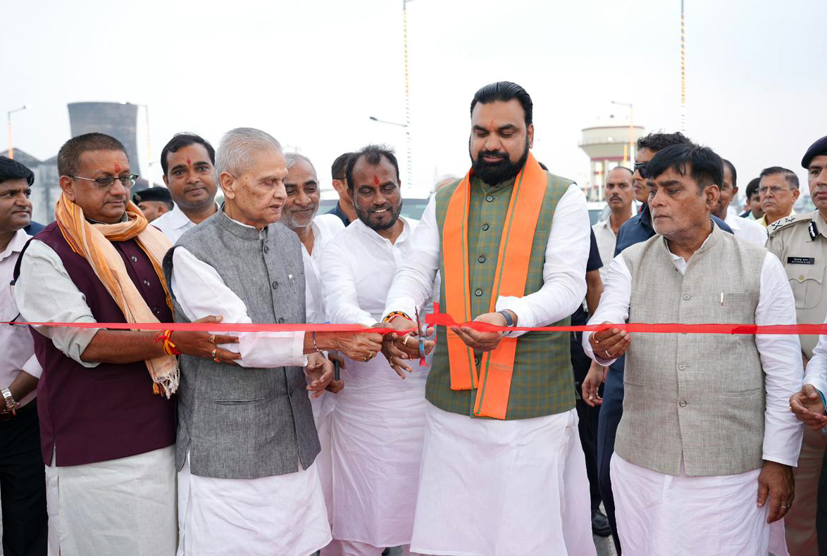 Patna: Bihar Chief Minister Samrat Choudhary inaugurates the Mithapur-Karbighiya flyover at Mithapur in Patna on Friday, August 28, 2026. (Photo: IANS)