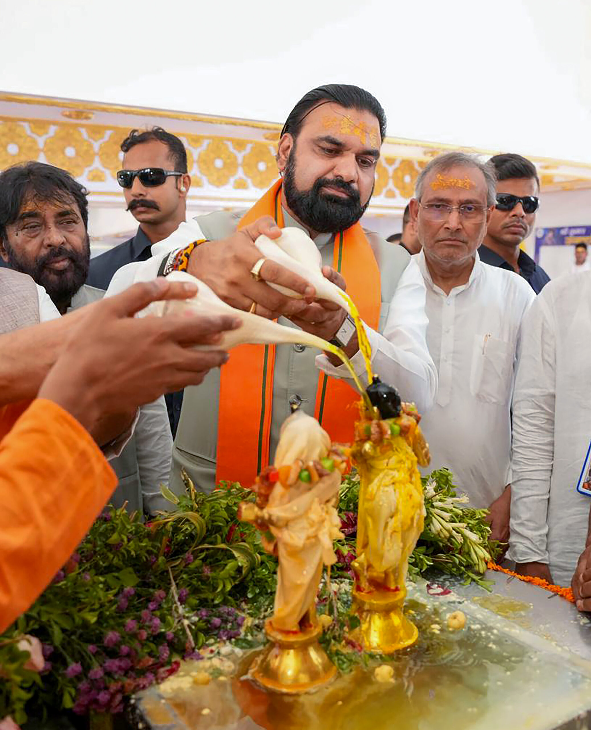 Patna: Bihar Chief Minister Samrat Choudhary offers prayers at the ISKCON Temple during Krishna Janmashtami celebrations in Patna on Friday, September 4, 2026. (Photo: IANS)