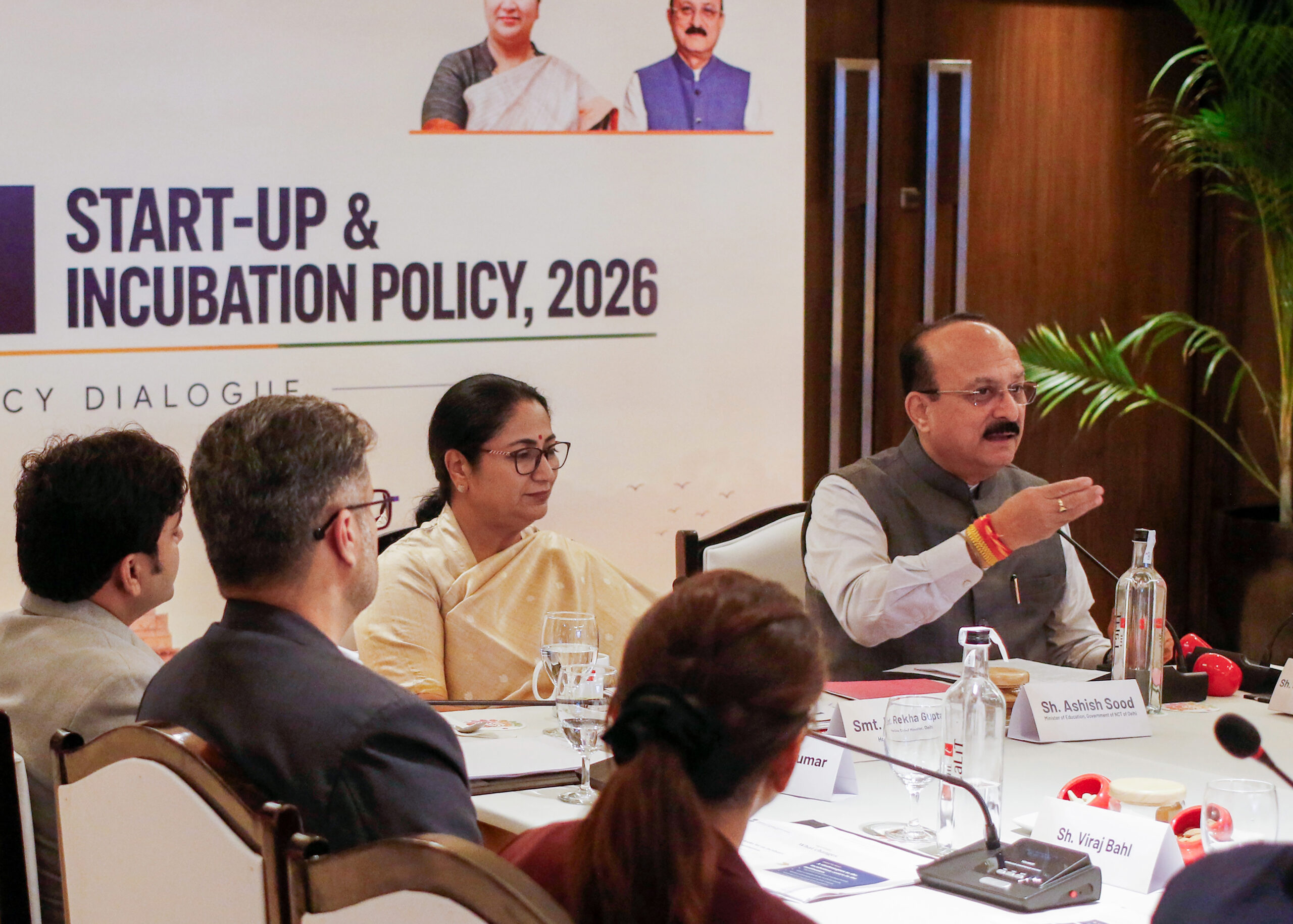 New Delhi: Delhi Chief Minister Rekha Gupta, with Delhi Minister Ashish Sood holds a meeting with start-up founders on the Start-up Incubation Policy in New Delhi on Sunday, September 6, 2026. (Photo: IANS/Wasim Sarvar)