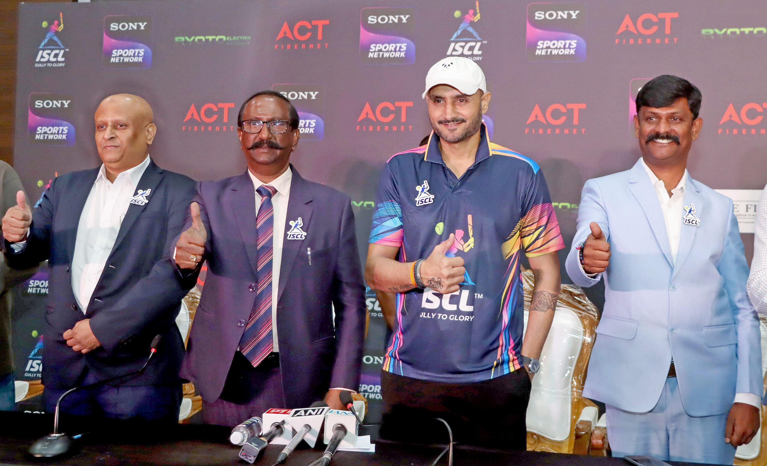 Bengaluru: ISCL Gully to Glory Press Conference #Gallery Bengaluru: ISCL Gully to Glory Press Conference #Gallery