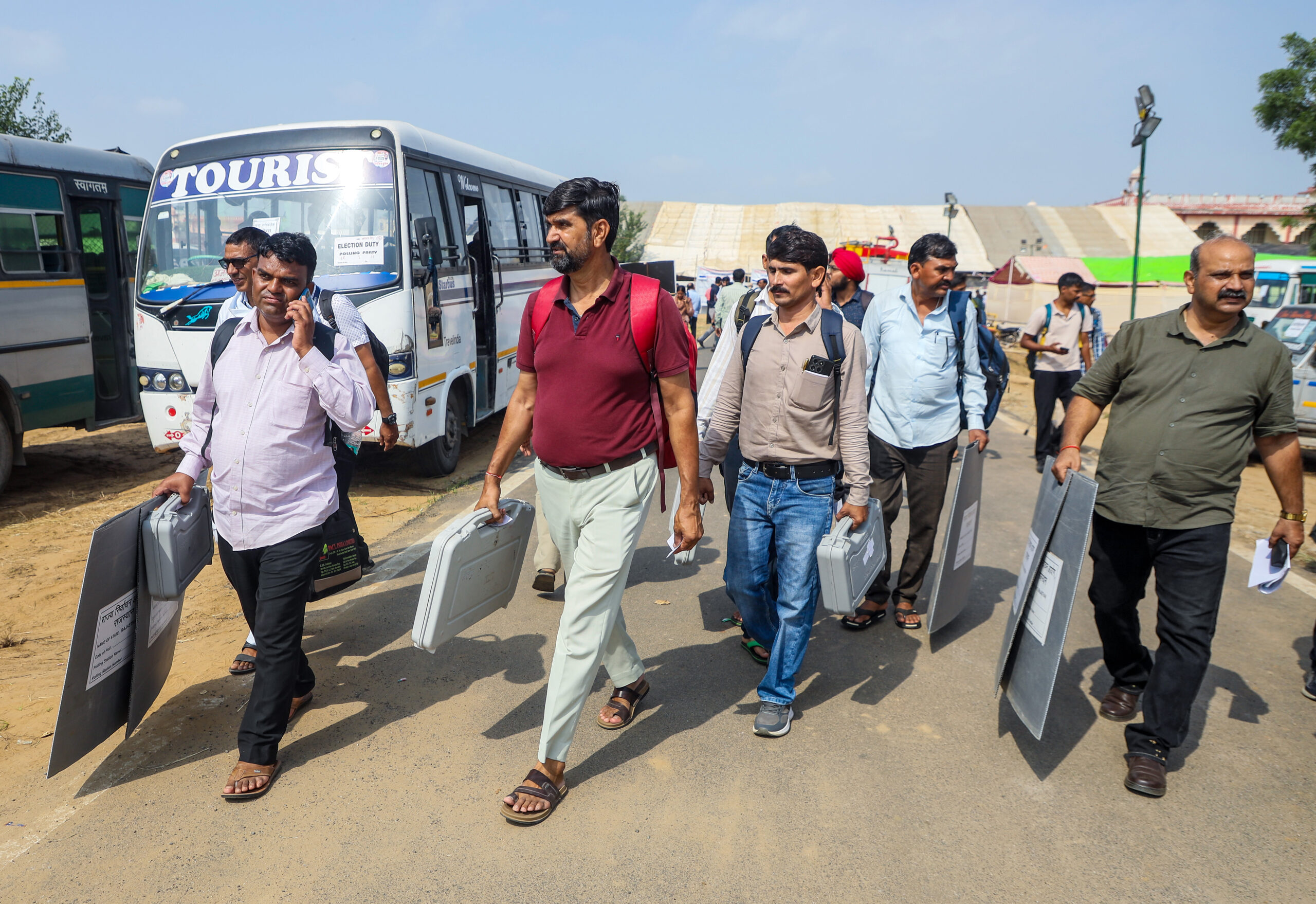 Jaipur: Polling Parties Depart for Rajasthan Local Body Elections #Gallery Jaipur: Polling Parties Depart for Rajasthan Local Body Elections #Gallery