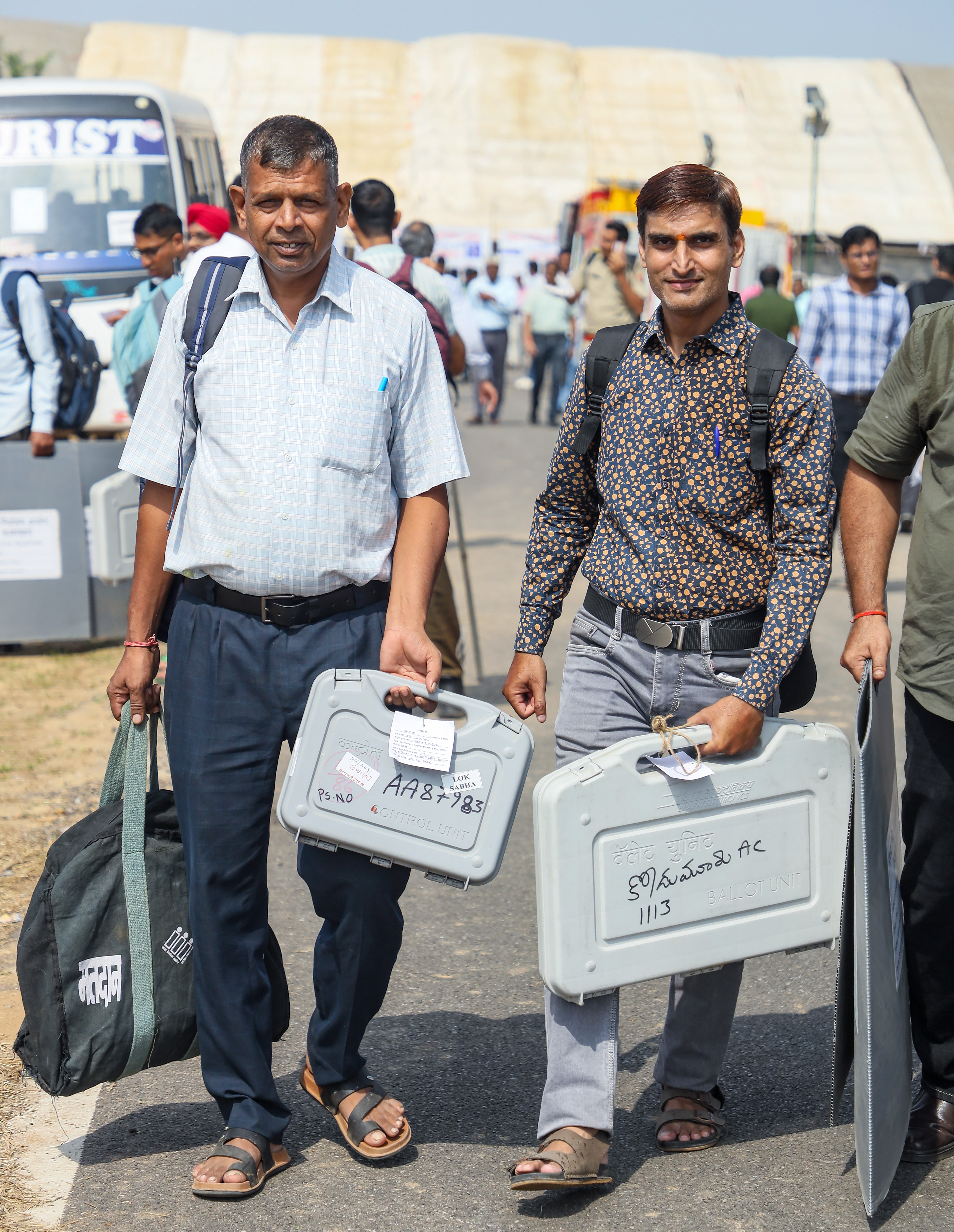 Jaipur: Polling Parties Depart for Rajasthan Local Body Elections #Gallery Jaipur: Polling Parties Depart for Rajasthan Local Body Elections #Gallery