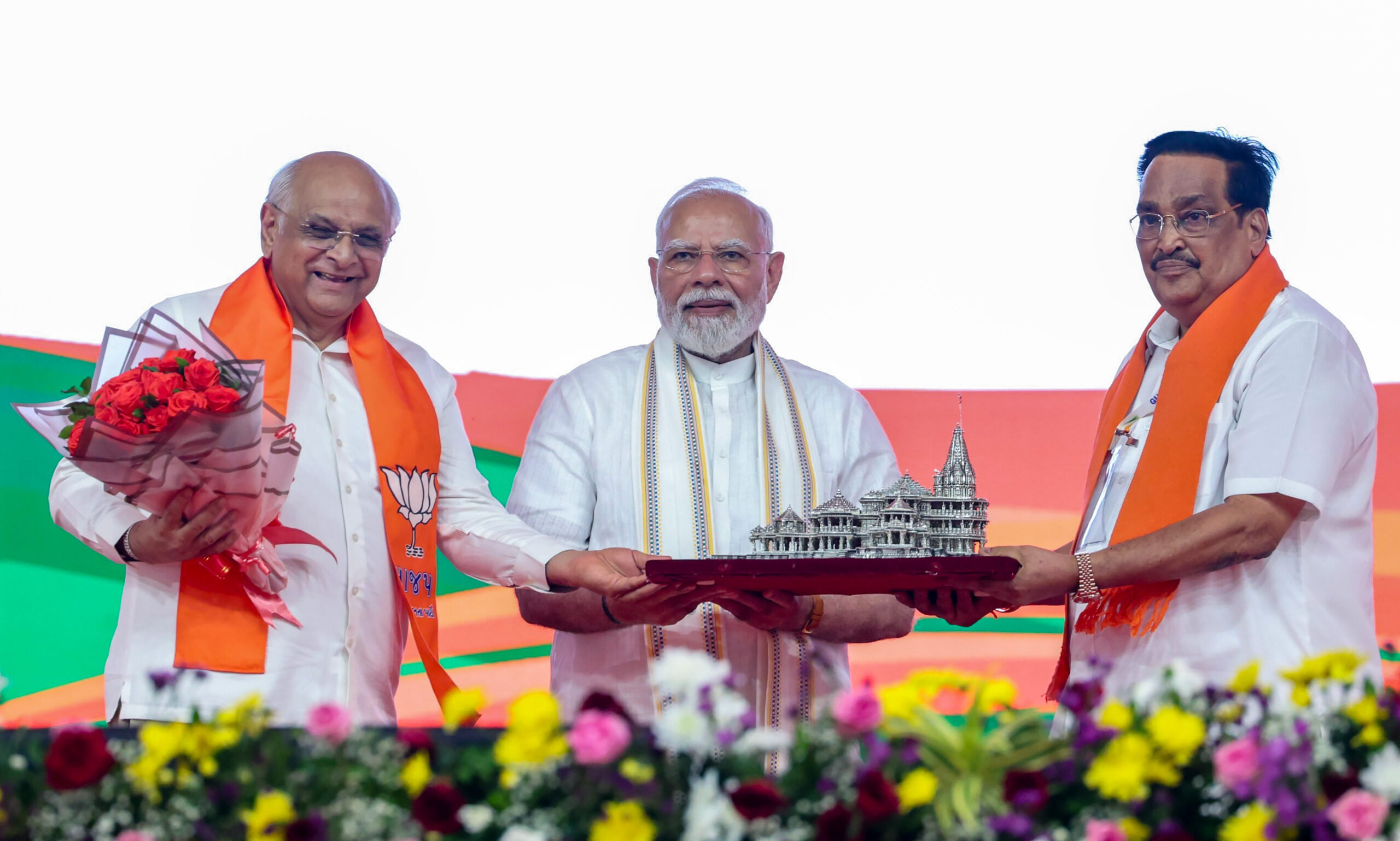PM Modi Participates in a programme in Navsari #Gallery PM Modi Participates in a programme in Navsari #Gallery