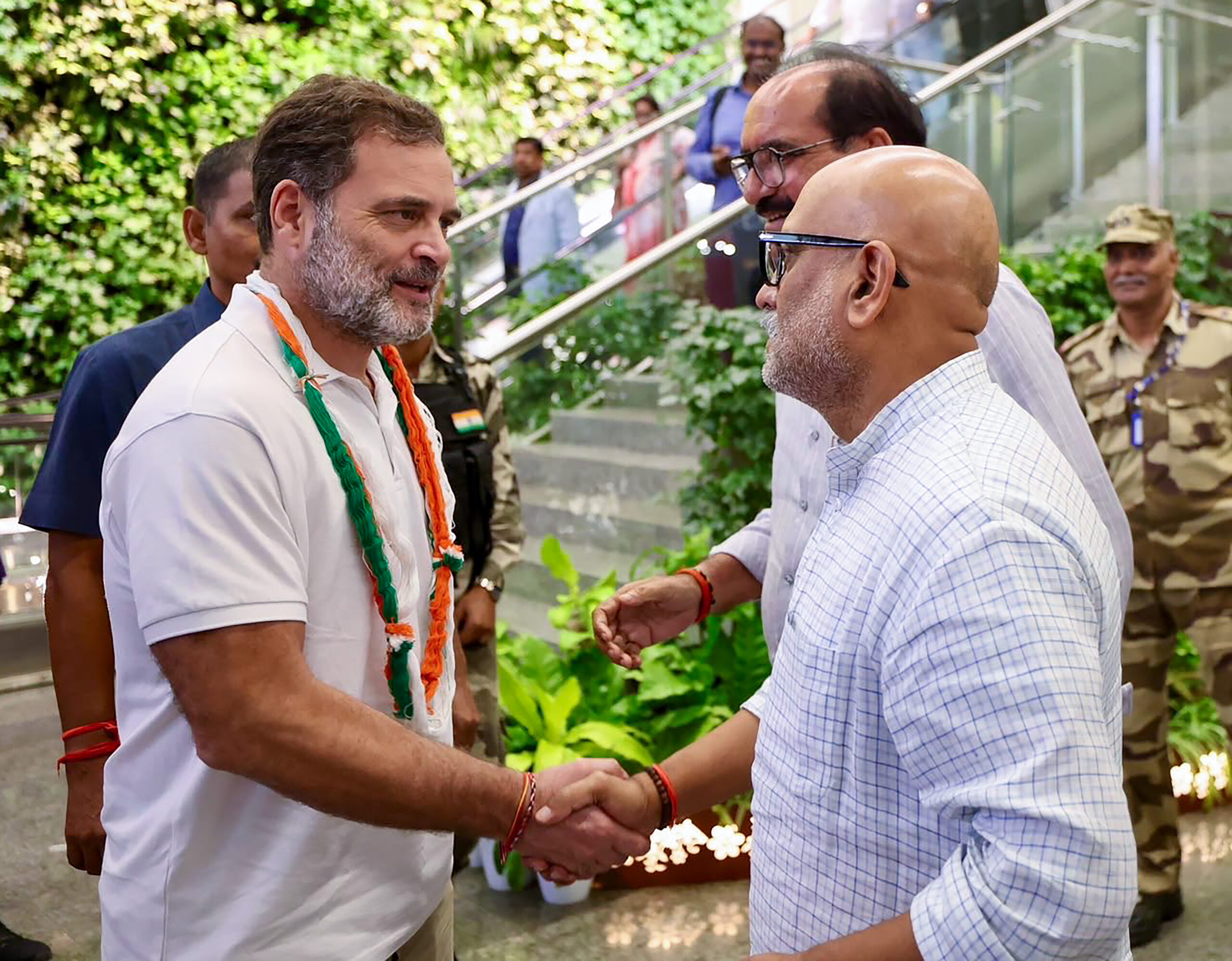 Lucknow: Rahul Gandhi receives welcome at airport #Gallery Lucknow: Rahul Gandhi receives welcome at airport #Gallery
