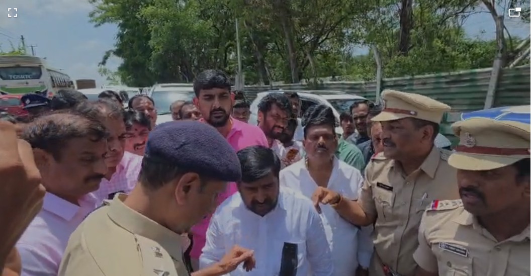 K.T. Rama Rao, Harish Rao among BRS MLAs booked for assaulting police