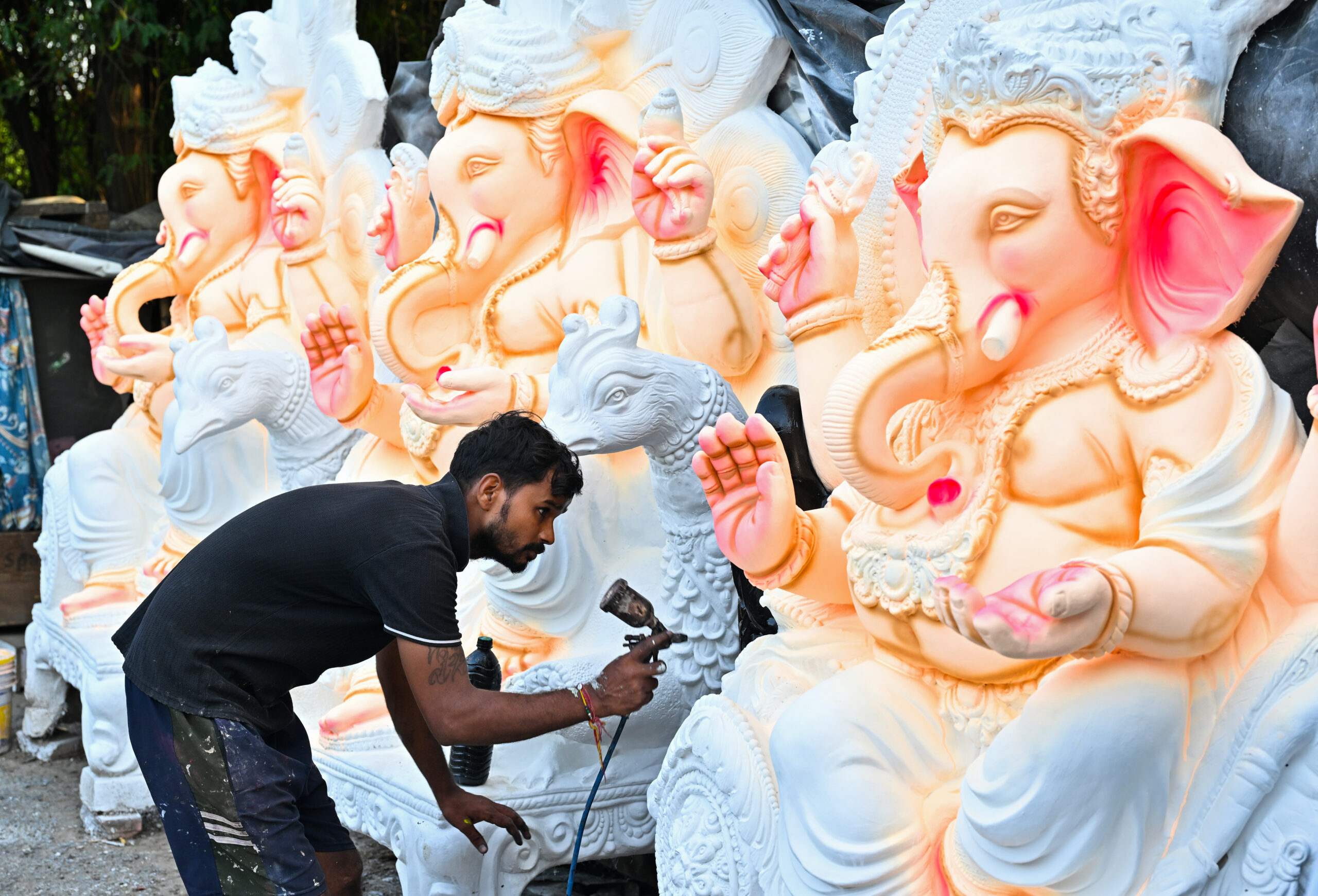 New Delhi: Preparations underway for Ganesh Chaturthi #Gallery New Delhi: Preparations underway for Ganesh Chaturthi #Gallery