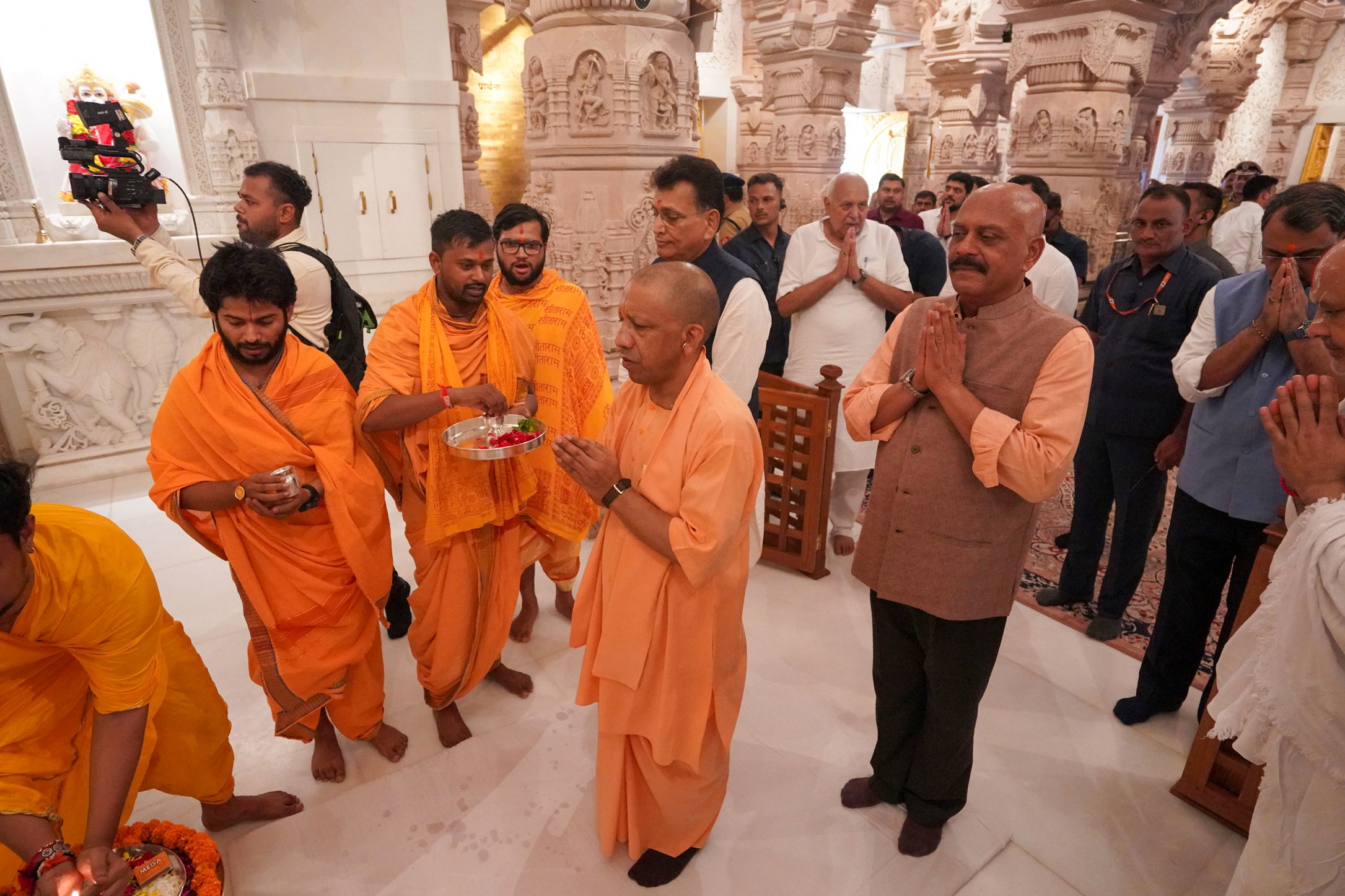 Ayodhya: CM Yogi Adityanath Offers Prayers at Ram Temple #Gallery Ayodhya: CM Yogi Adityanath Offers Prayers at Ram Temple #Gallery
