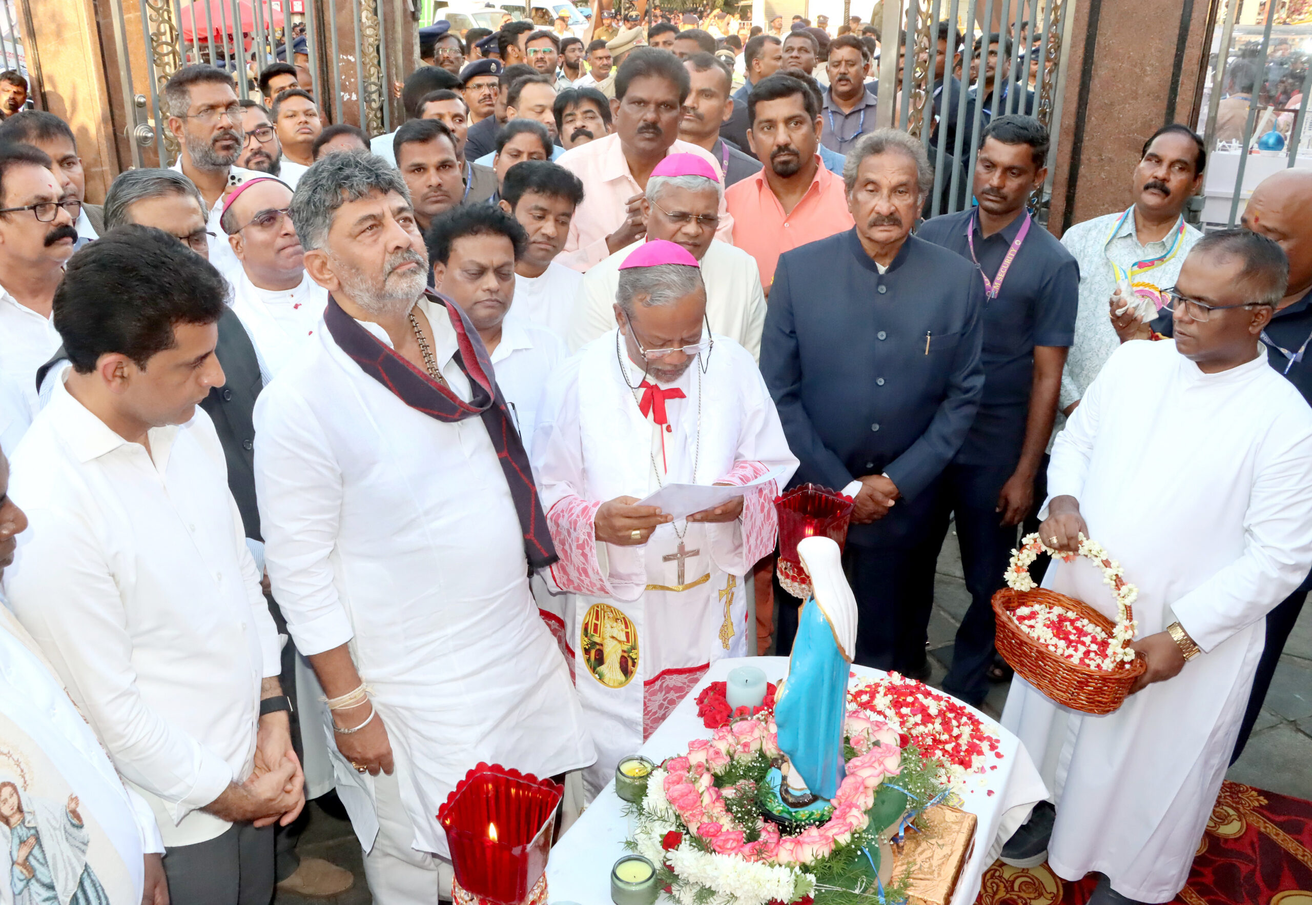 Bengaluru: St Mary’s Annual Feast Chariot Procession #Gallery Bengaluru: St Mary’s Annual Feast Chariot Procession #Gallery