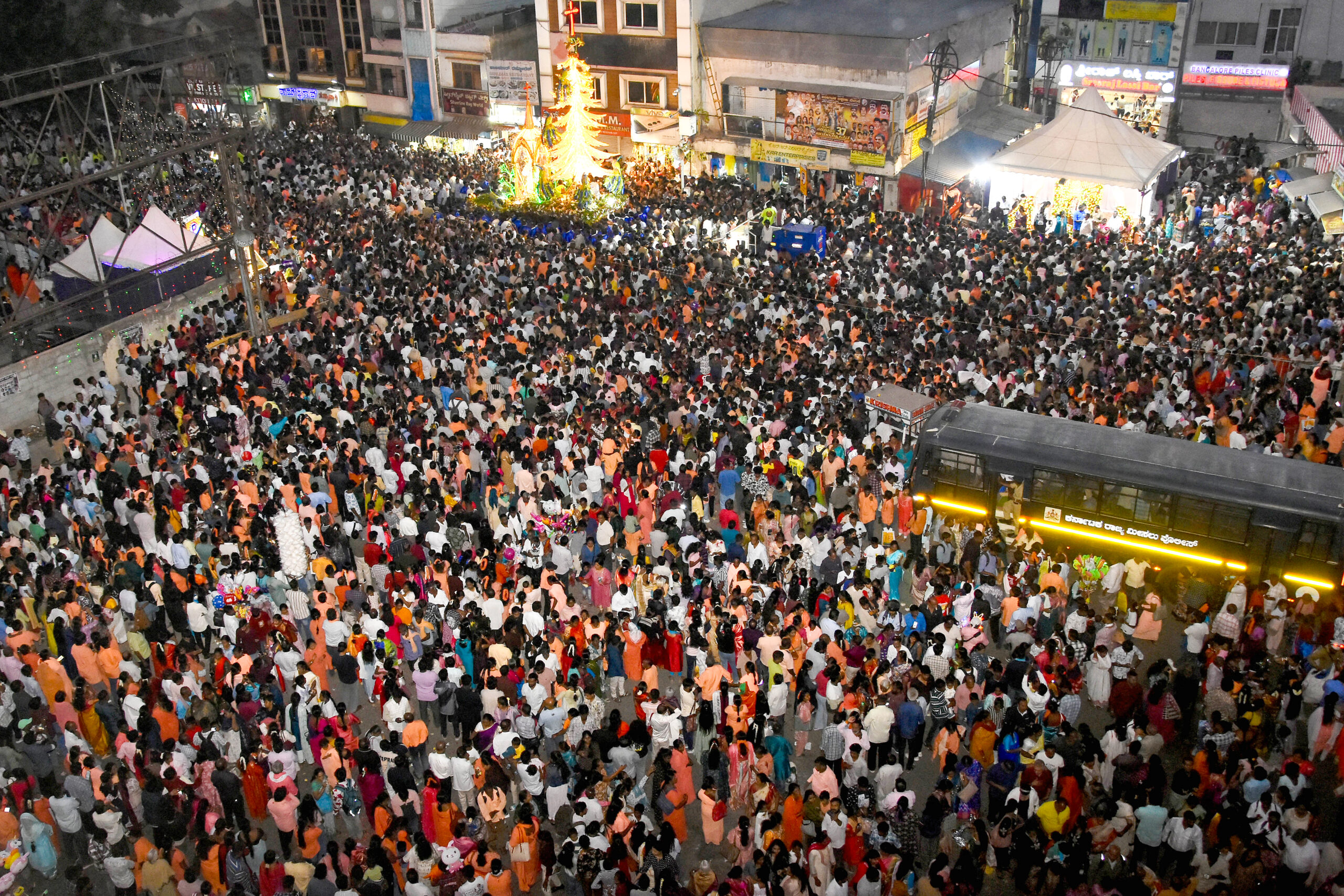 Bengaluru: St Mary’s Annual Feast Chariot Procession #Gallery Bengaluru: St Mary’s Annual Feast Chariot Procession #Gallery