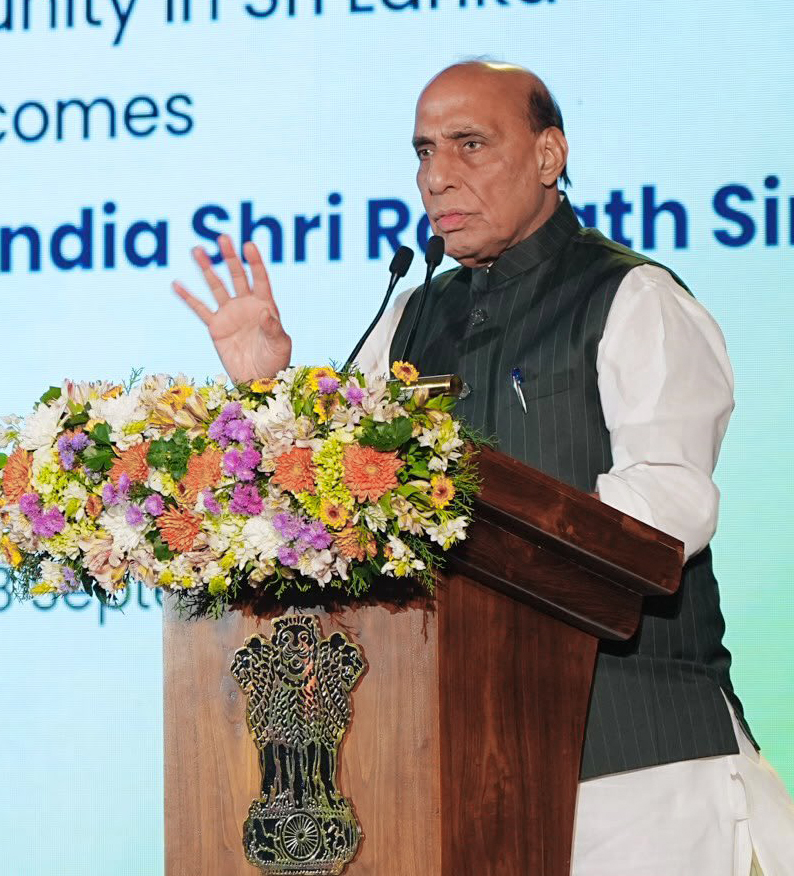 Colombo: Rajnath Singh Interacts With Indian Community #Gallery Colombo: Rajnath Singh Interacts With Indian Community #Gallery