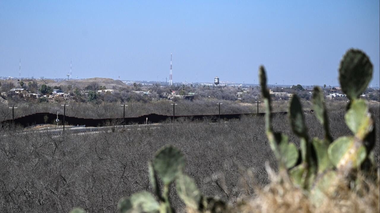 Drone activity at U.S.-Mexico border drops sharply after laser weapon use, Pentagon says (Video) Drone activity at U.S.-Mexico border drops sharply after laser weapon use, Pentagon says (Video)