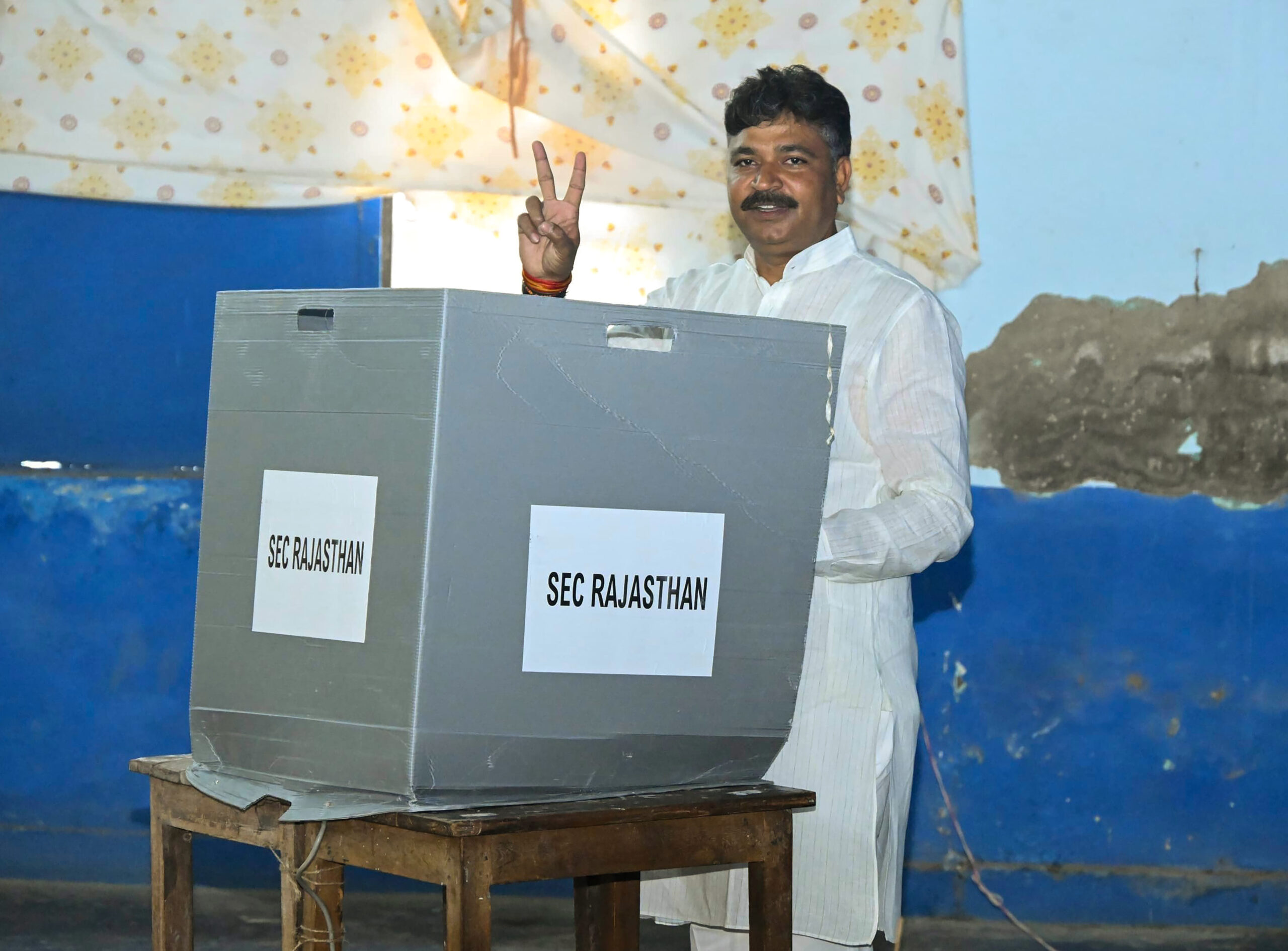 Alwar: Tika Ram Jully Casts Vote in Rajasthan Local Body Polls #Gallery Alwar: Tika Ram Jully Casts Vote in Rajasthan Local Body Polls #Gallery