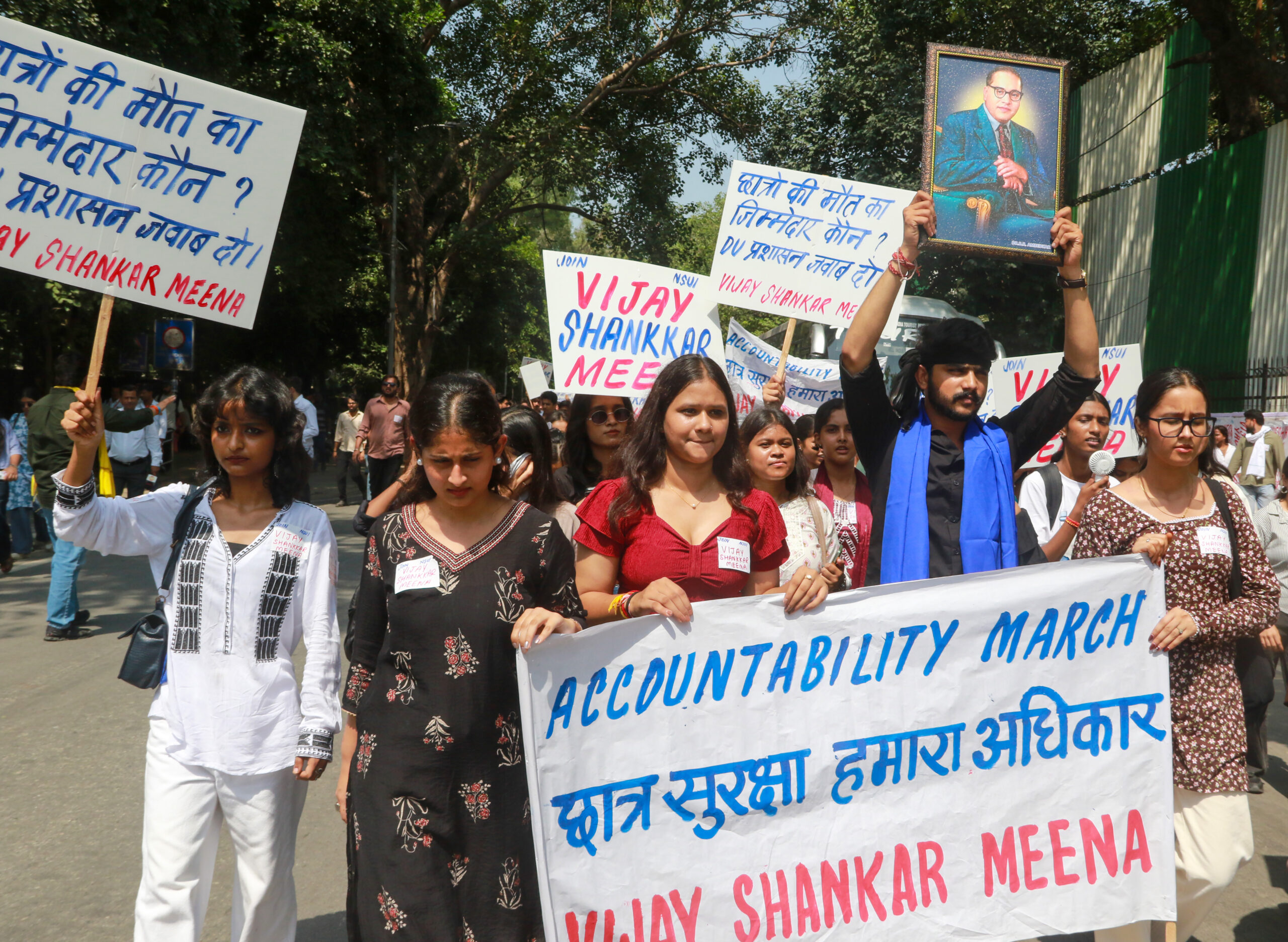 New Delhi: NSUI stages accountability march #Gallery New Delhi: NSUI stages accountability march #Gallery