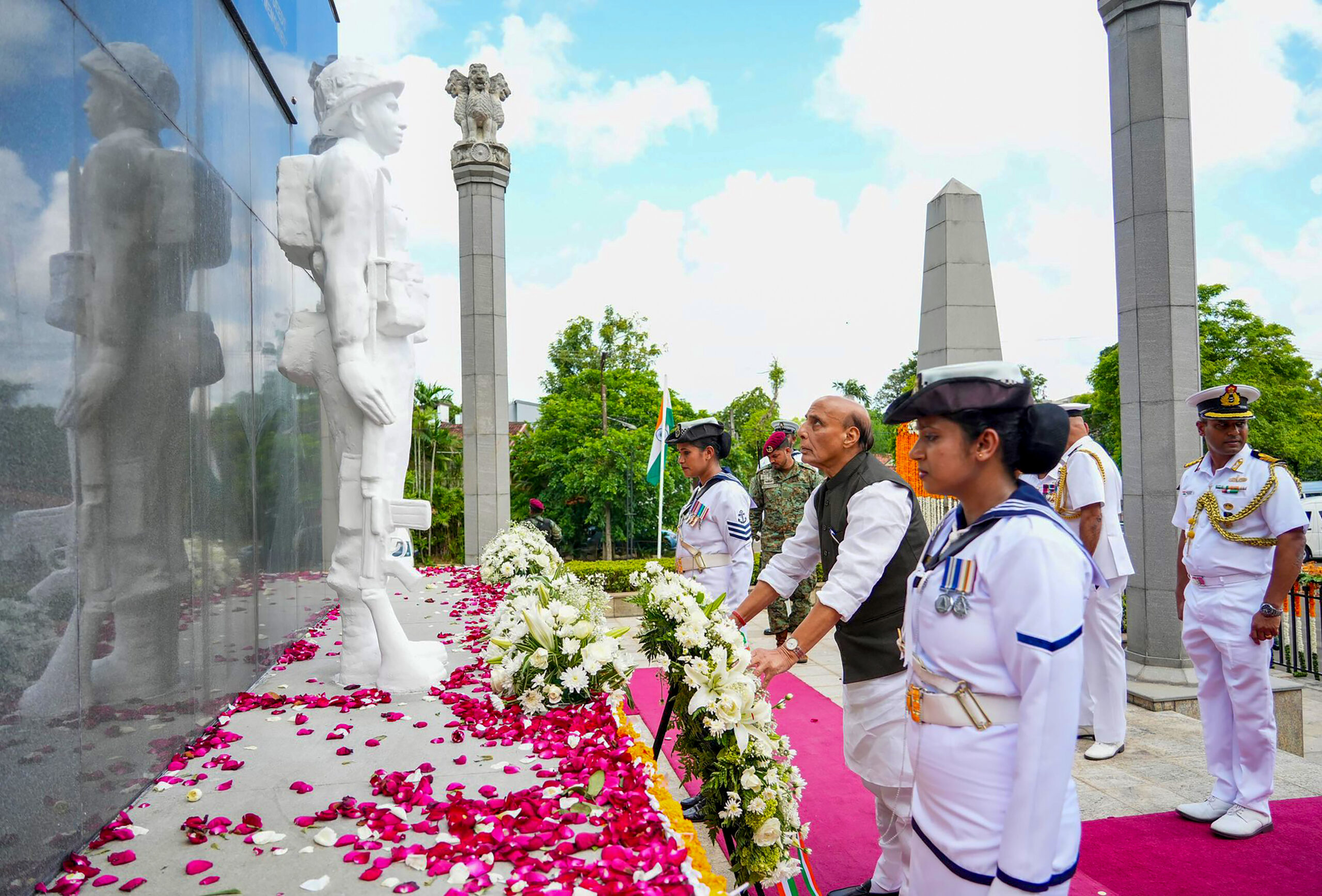 Colombo: Rajnath Singh pays tribute to IPKF soldiers #Gallery Colombo: Rajnath Singh pays tribute to IPKF soldiers #Gallery