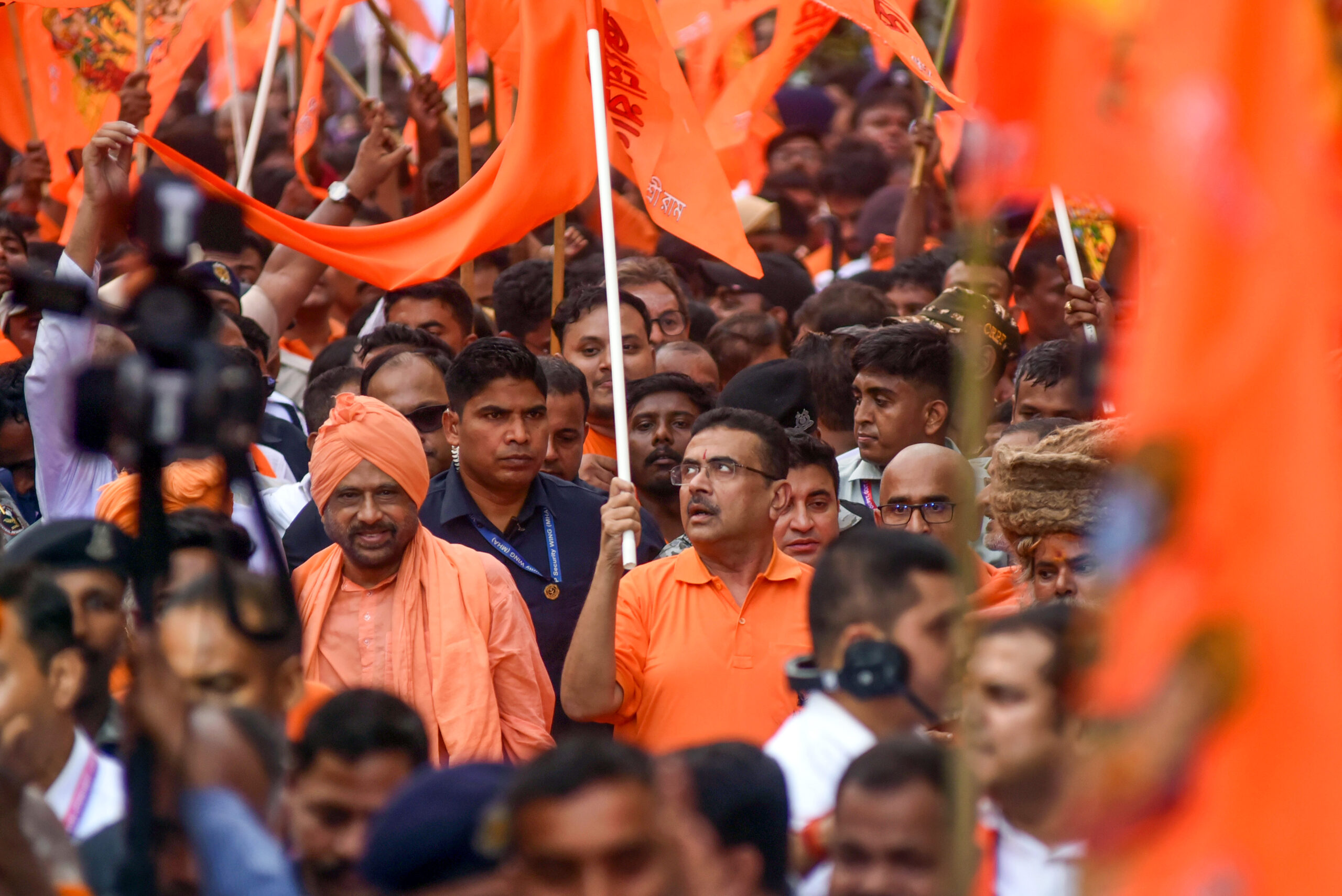 Kolkata: CM Suvendu Adhikari participates in the 'Gerua Samman Yatra' #Gallery Kolkata: CM Suvendu Adhikari participates in the 'Gerua Samman Yatra' #Gallery
