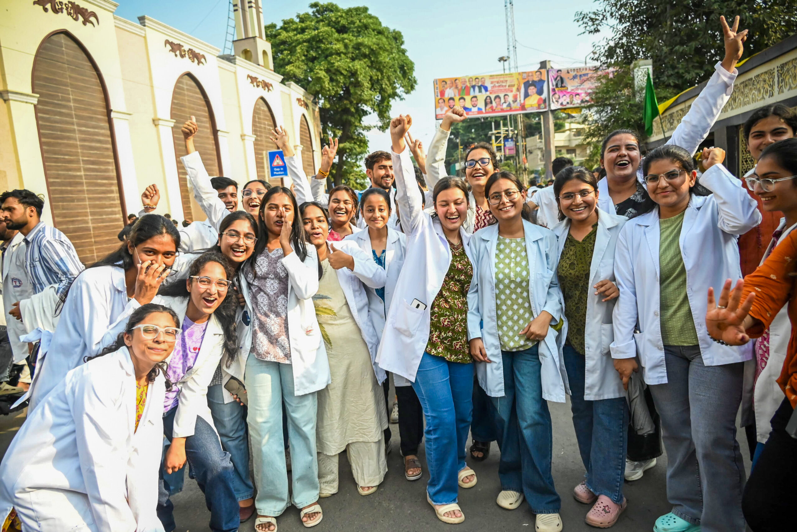 Bhopal: MBBS interns celebrate after the Madhya Pradesh government accepts their demands and announces a 50 per cent hike in their monthly stipend in Bhopal on Wednesday, September 9, 2026. (Photo: IANS)