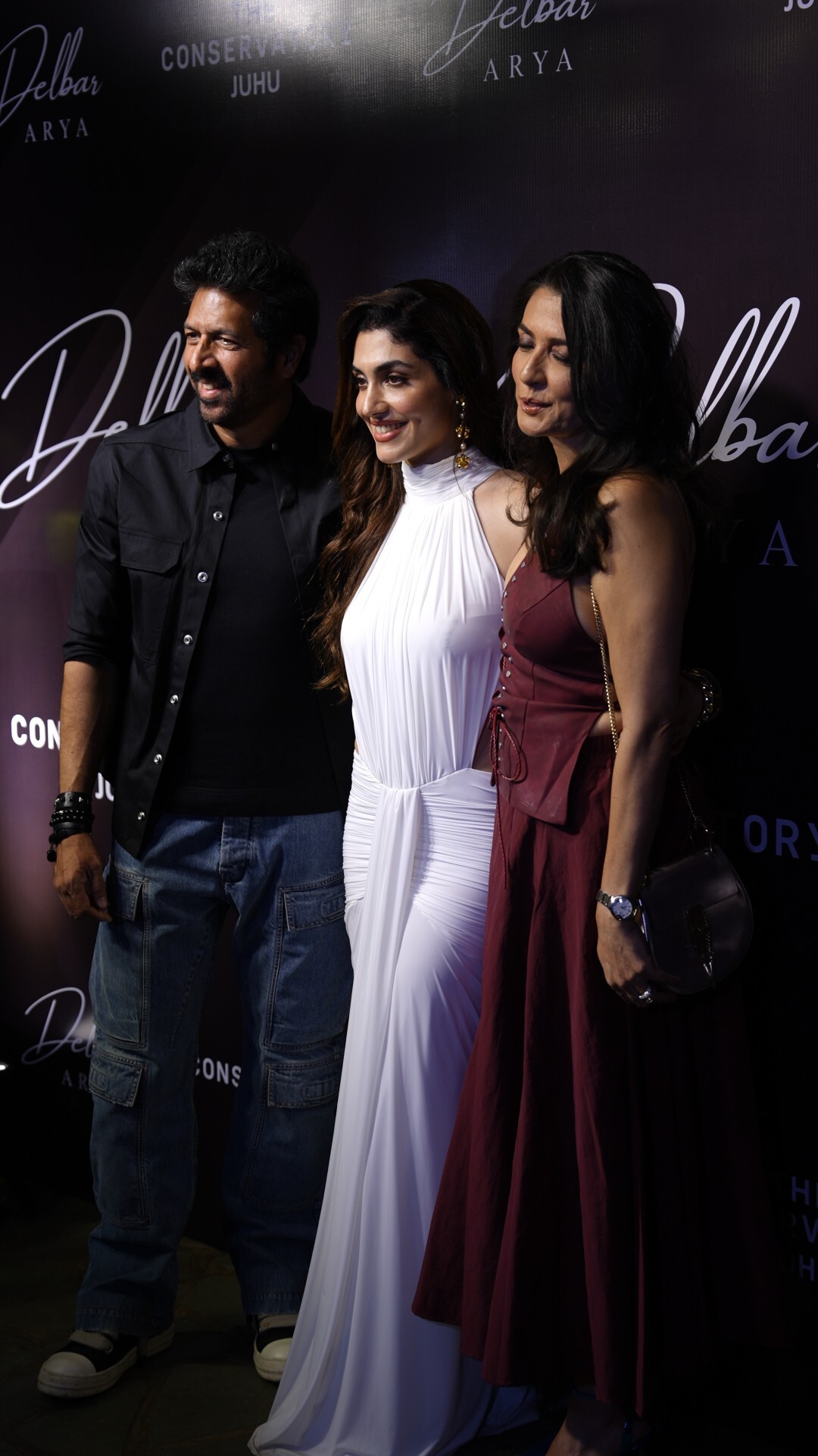 Zareen Khan, Riva Kishan, Kushal Tandon, Sohail Khan And Others At Delbar Arya's Alliance Party Gallery Zareen Khan, Riva Kishan, Kushal Tandon, Sohail Khan And Others At Delbar Arya's Alliance Party Gallery