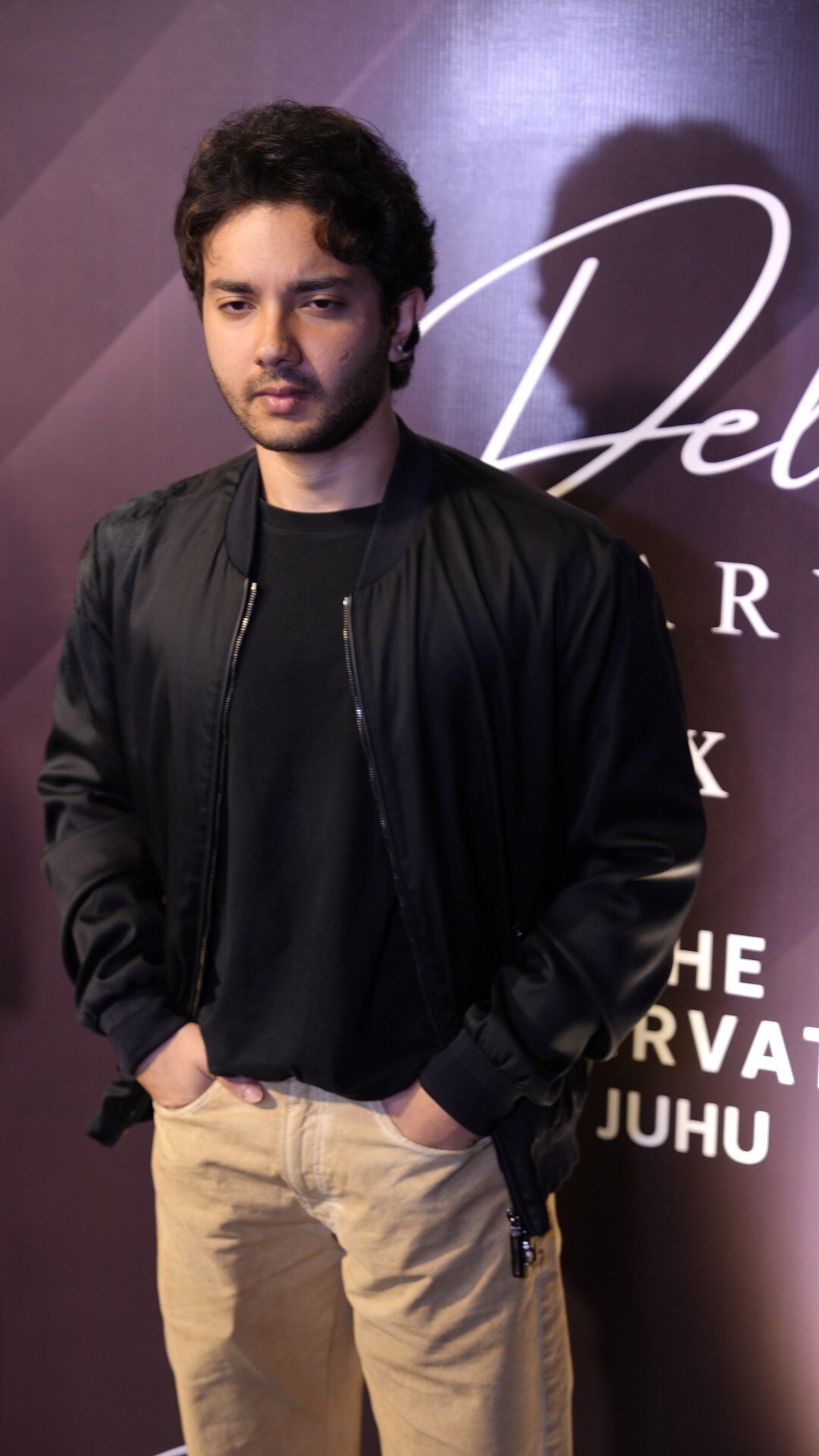 Zareen Khan, Riva Kishan, Kushal Tandon, Sohail Khan And Others At Delbar Arya's Alliance Party Gallery Zareen Khan, Riva Kishan, Kushal Tandon, Sohail Khan And Others At Delbar Arya's Alliance Party Gallery