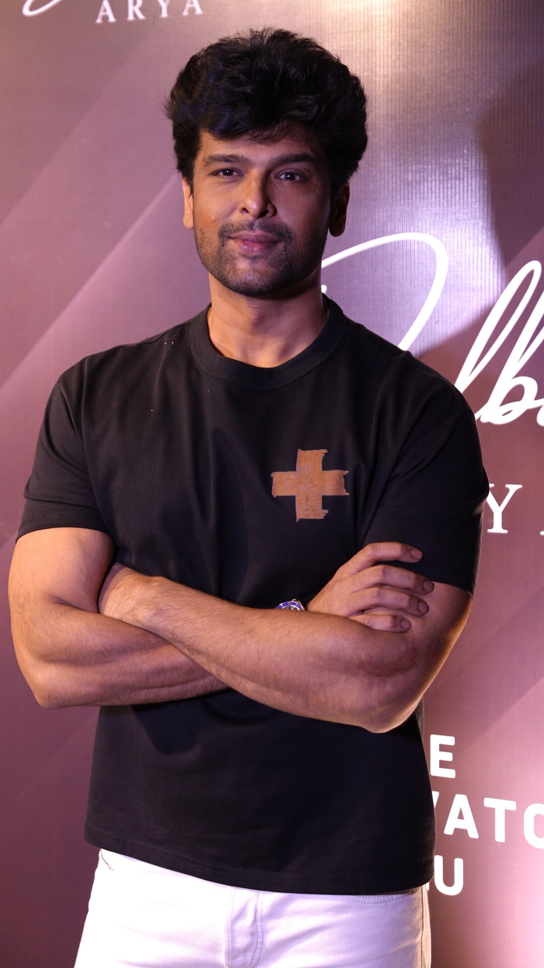 Zareen Khan, Riva Kishan, Kushal Tandon, Sohail Khan And Others At Delbar Arya's Alliance Party Gallery Zareen Khan, Riva Kishan, Kushal Tandon, Sohail Khan And Others At Delbar Arya's Alliance Party Gallery
