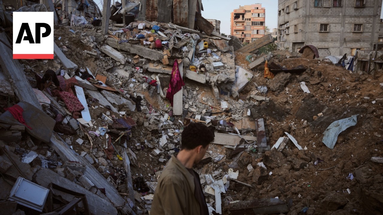 Devastation in Gaza after Israeli airstrike on Bureij refugee camp (Video)
