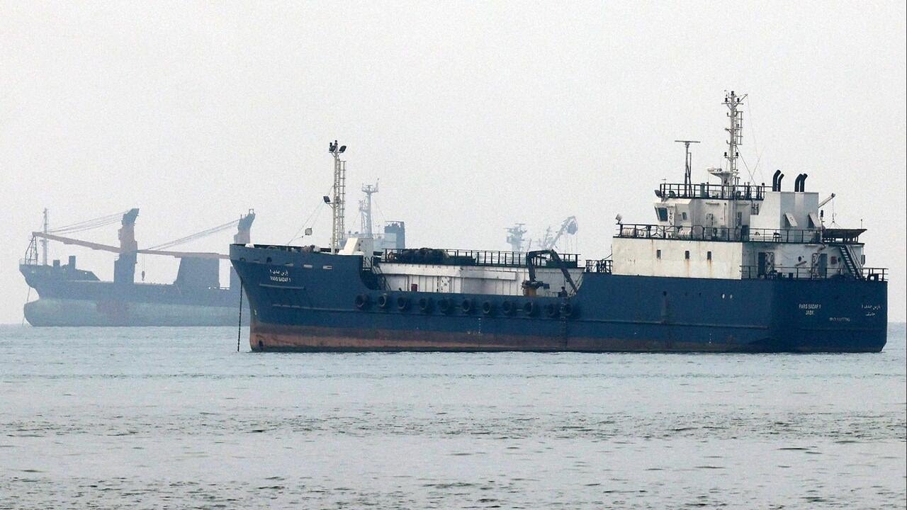 Oil hits $101 per barrel as U.S. and Iran trade new strikes (Video) Oil hits $101 per barrel as U.S. and Iran trade new strikes (Video)