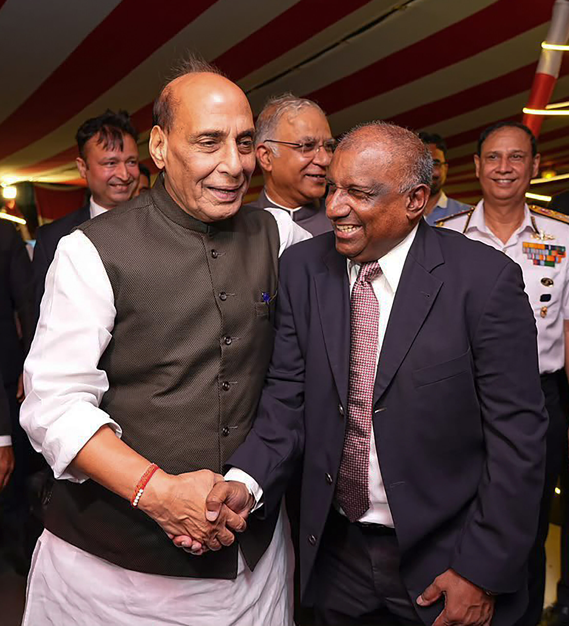 Colombo: Rajnath Singh Meets Sri Lankan Cricket Legends #Gallery Colombo: Rajnath Singh Meets Sri Lankan Cricket Legends #Gallery