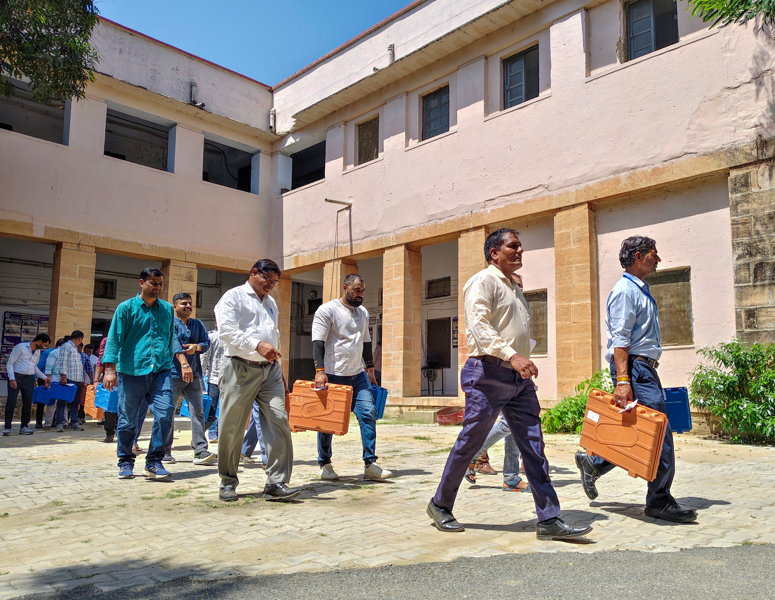 Ajmer: Polling officials prepare for municipal elections #Gallery Ajmer: Polling officials prepare for municipal elections #Gallery