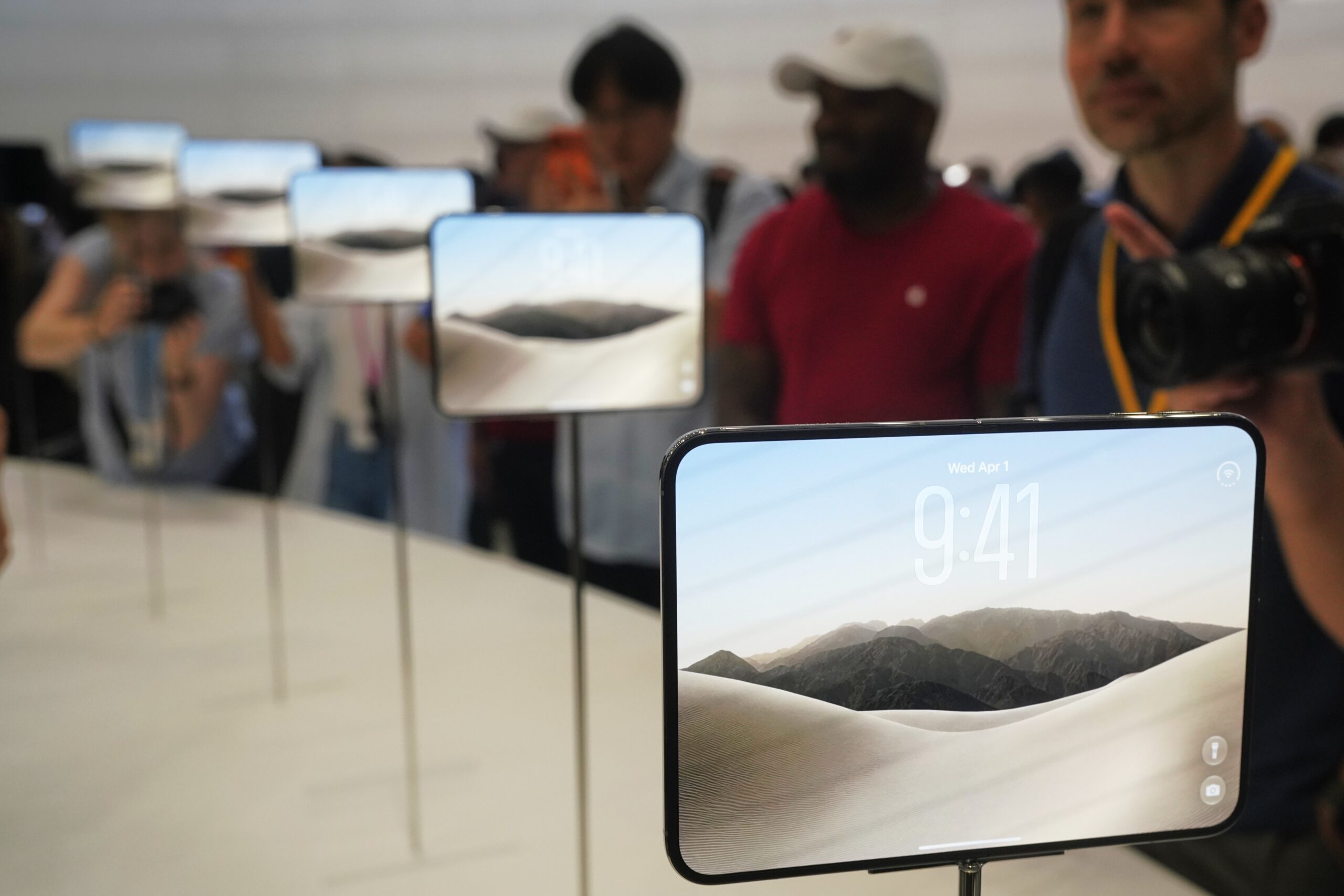 Cupertino: Apple’s First Foldable iPhone Launched #Gallery Cupertino: Apple’s First Foldable iPhone Launched #Gallery