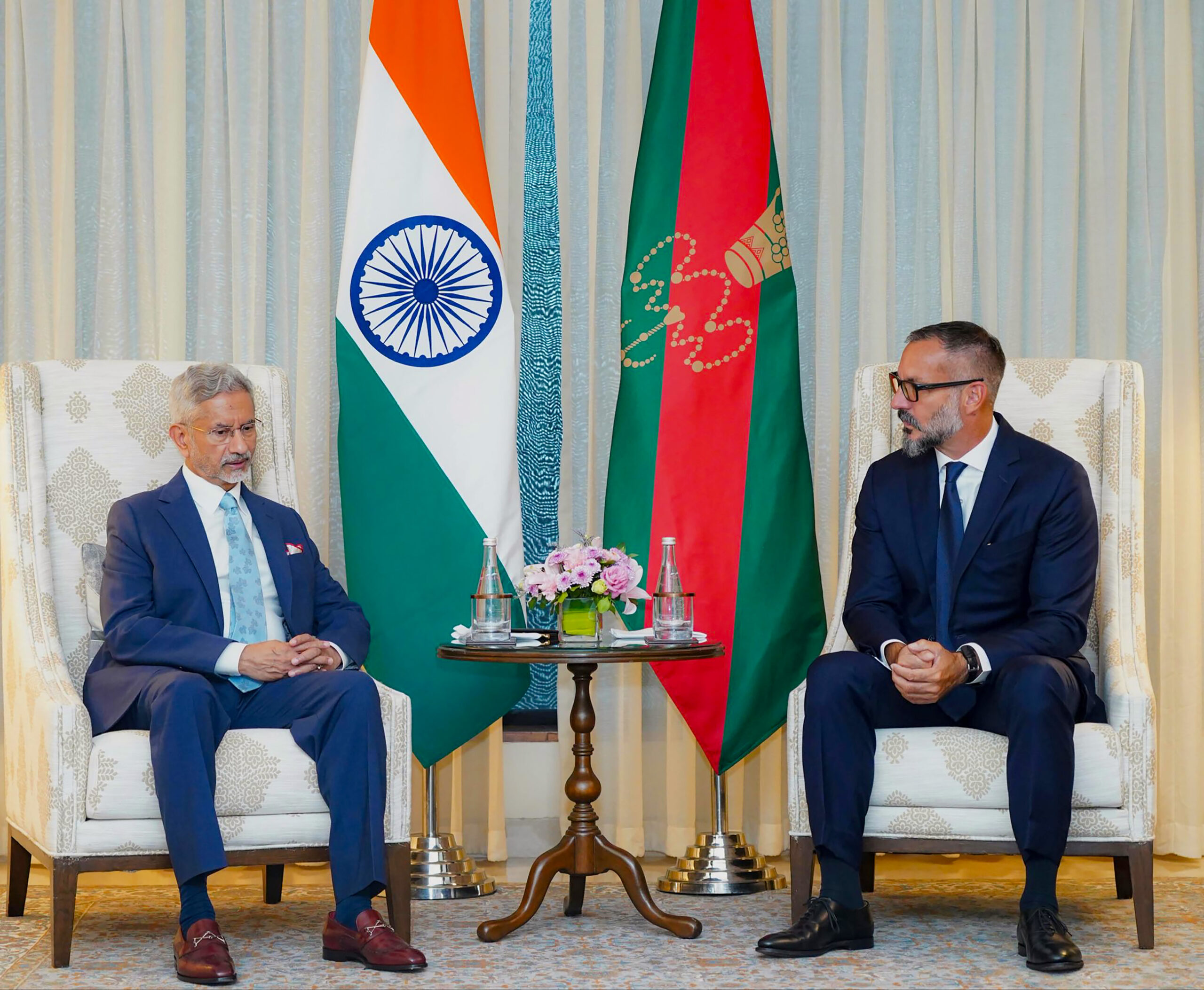 New Delhi: Jaishankar Meets Prince Rahim Aga Khan V #Gallery New Delhi: Jaishankar Meets Prince Rahim Aga Khan V #Gallery