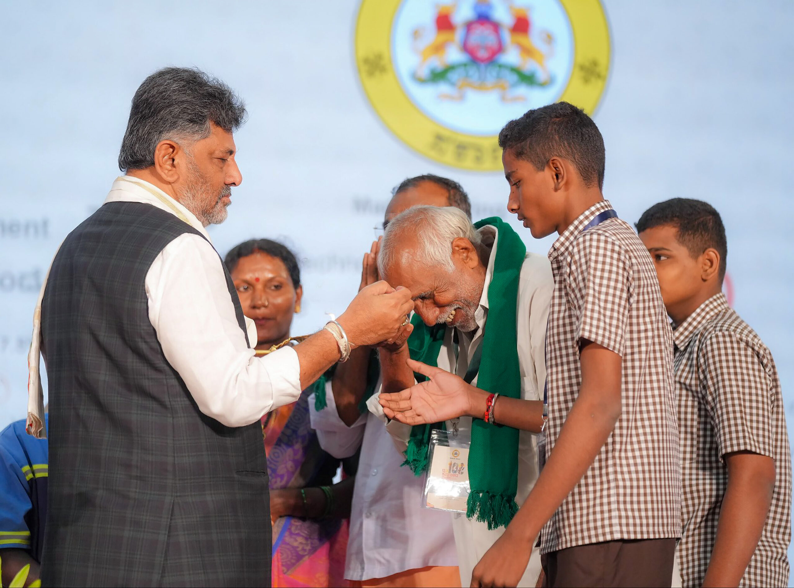Bengaluru: Karnataka government marks 100 days #Gallery Bengaluru: Karnataka government marks 100 days #Gallery