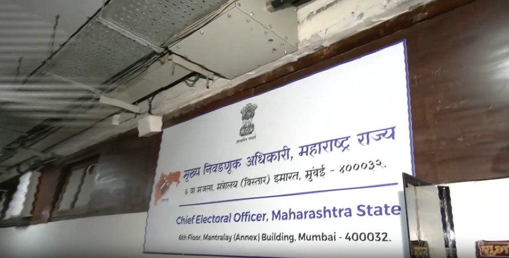Maha SIR drive: Discrepancies flagged in 1.22 crore voters data; CEO issues orders against arbitrary objections Maha SIR drive: Discrepancies flagged in 1.22 crore voters data; CEO issues orders against arbitrary objections