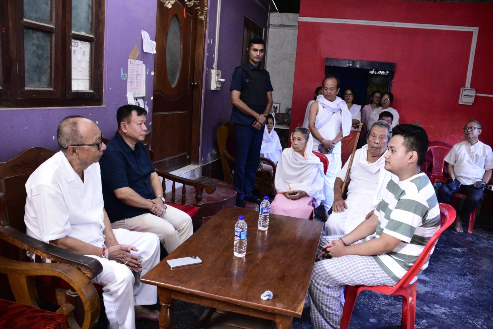 Manipur CM assures justice to family of musician Vikram Singh, vows action against culprits Manipur CM assures justice to family of musician Vikram Singh, vows action against culprits
