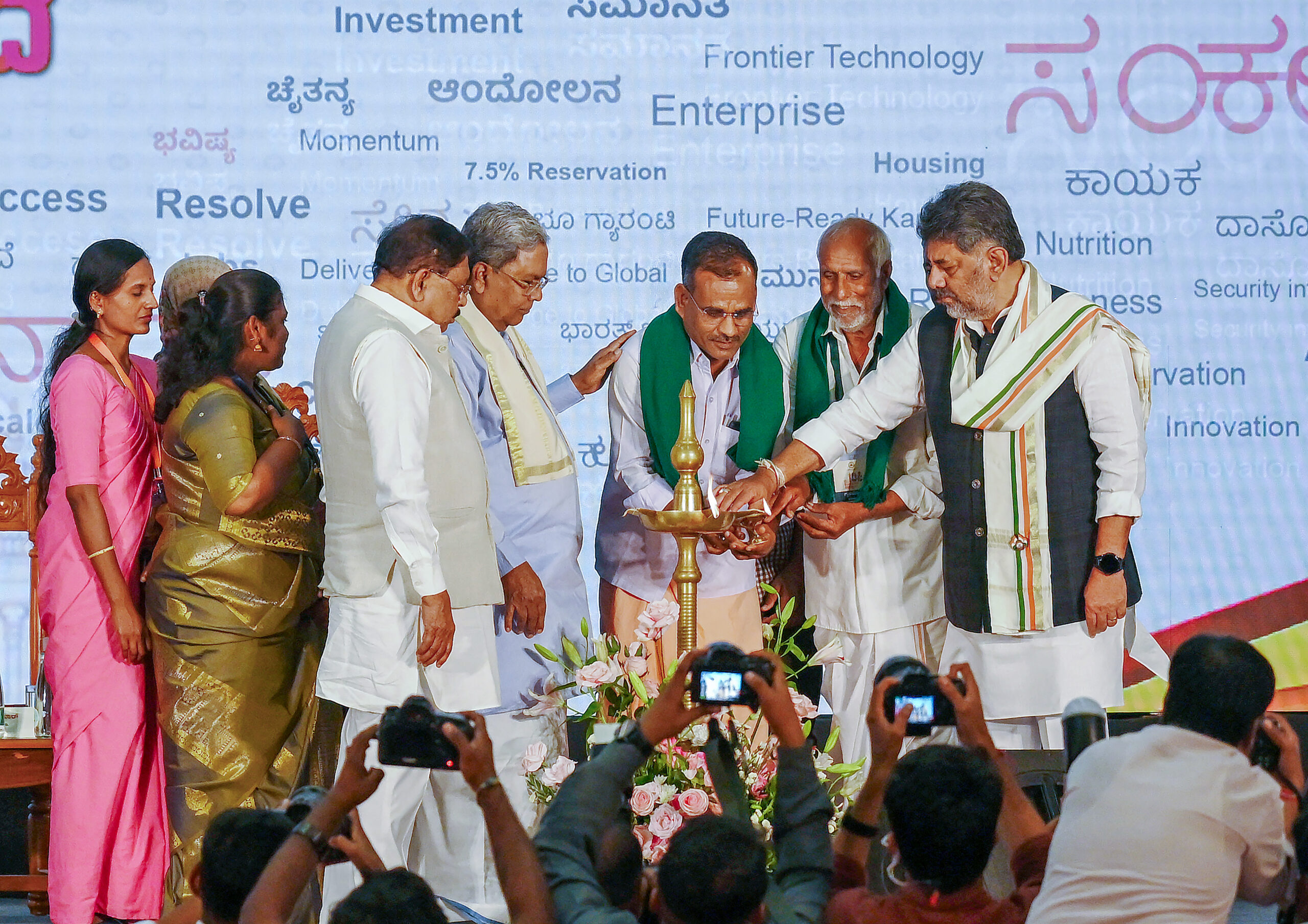 Bengaluru: Karnataka Government Marks 100 Days #Gallery Bengaluru: Karnataka Government Marks 100 Days #Gallery