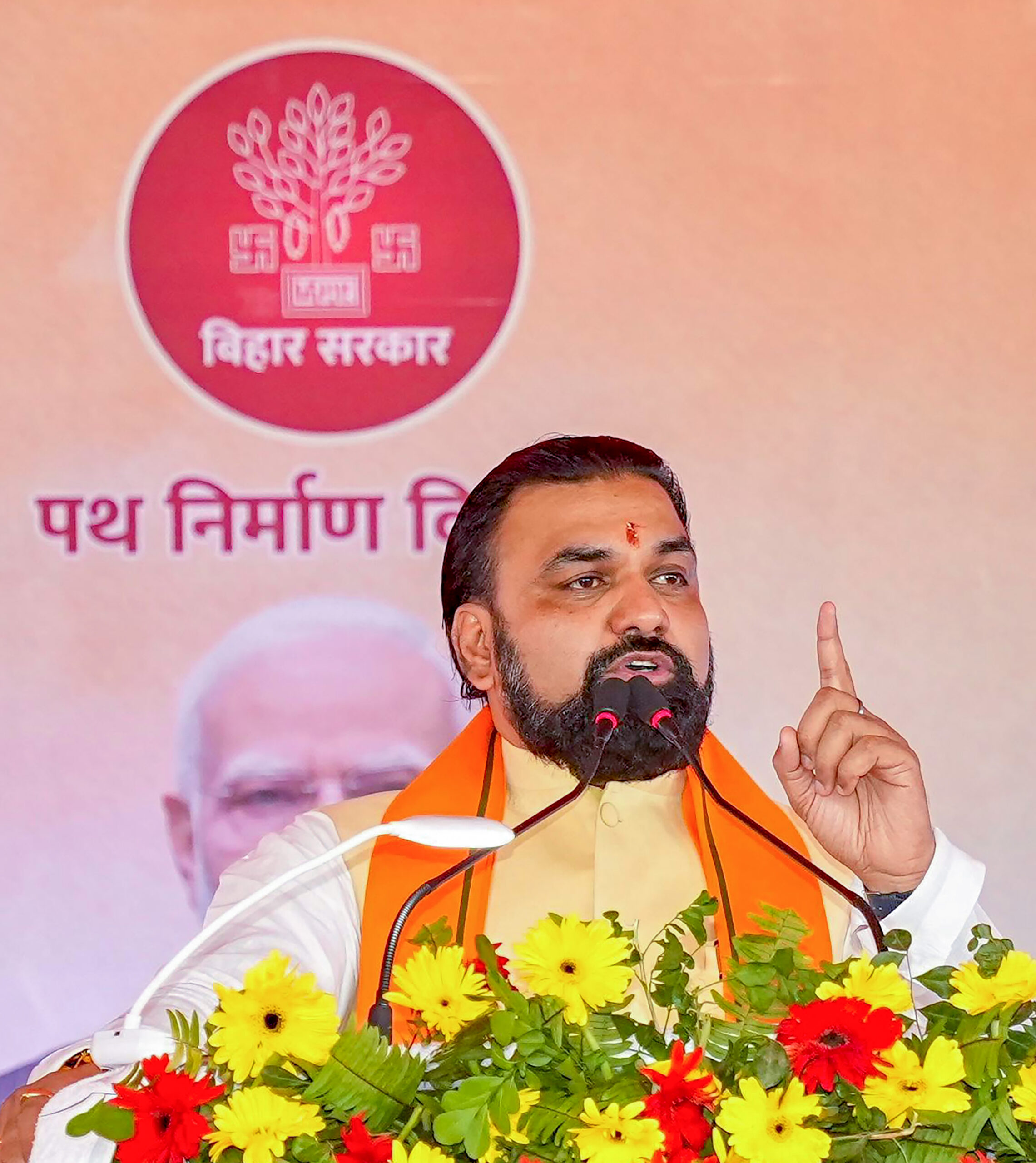 Patna: Samrat Choudhary Distributes Social Security Pension #Gallery Patna: Samrat Choudhary Distributes Social Security Pension #Gallery