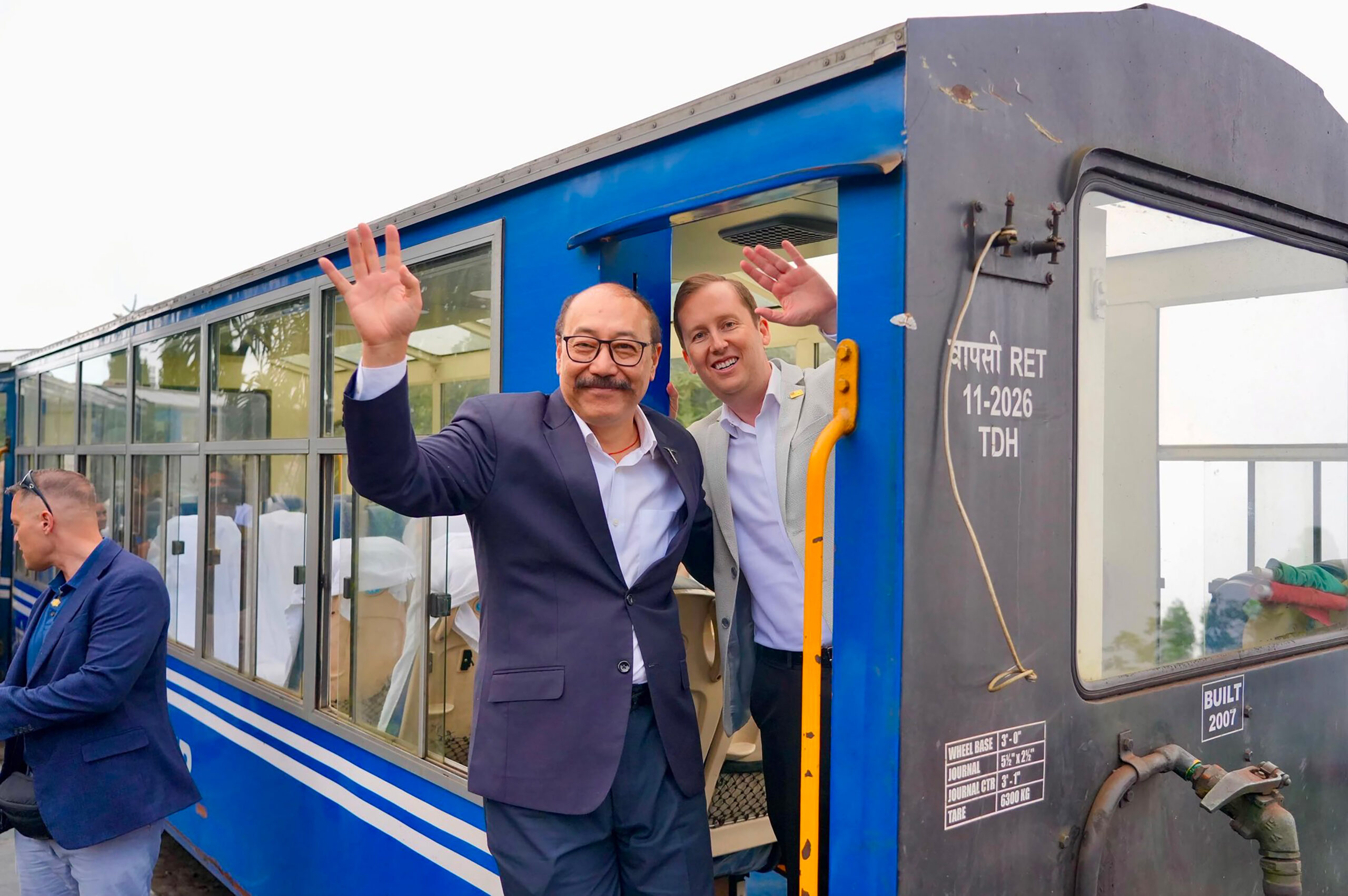 Darjeeling: Harsh V. Shringla Welcomes US Ambassador Sergio Gor #Gallery Darjeeling: Harsh V. Shringla Welcomes US Ambassador Sergio Gor #Gallery