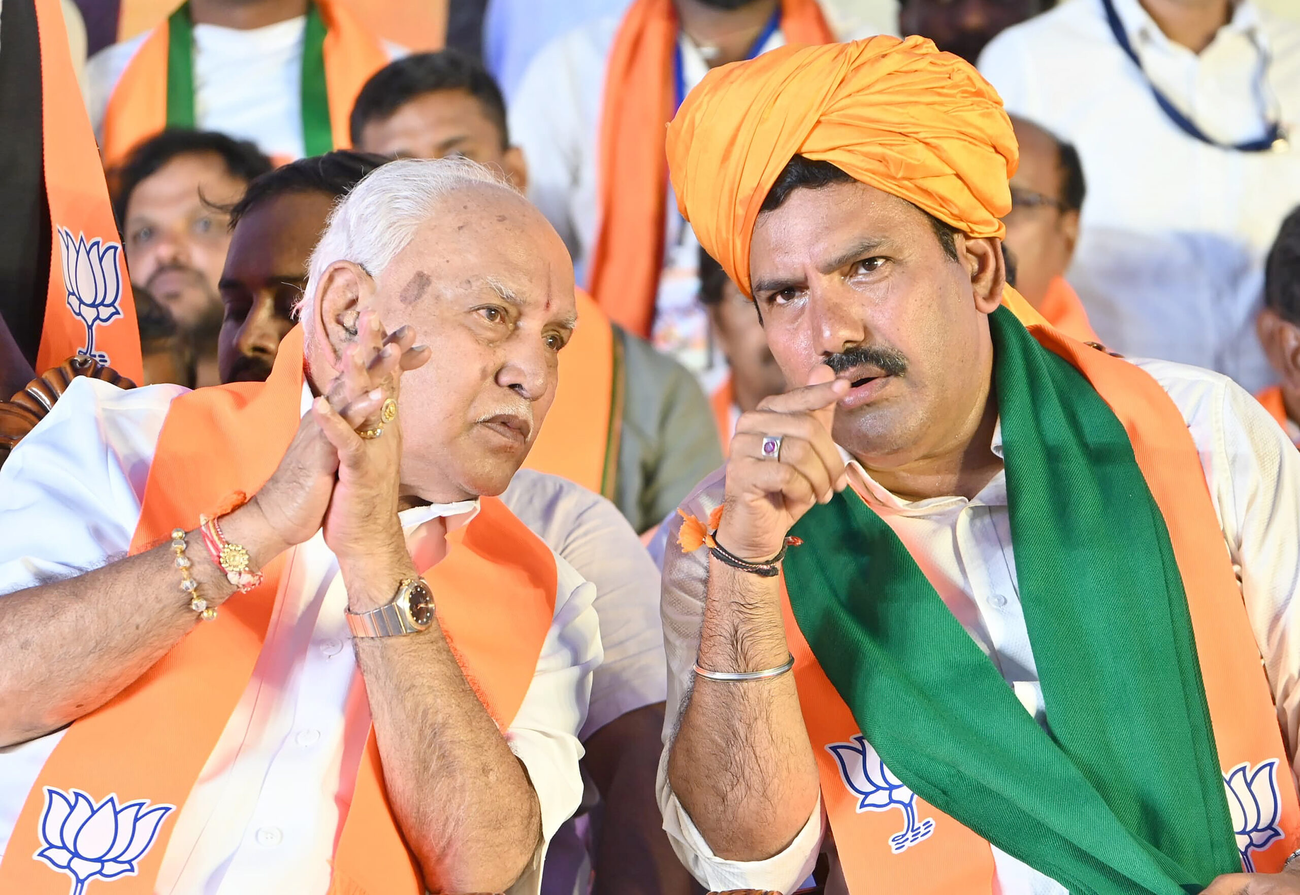 Ballari: BJP leaders and workers during ‘Ballari Chalo’ Padayatra - #Gallery Ballari: BJP leaders and workers during ‘Ballari Chalo’ Padayatra - #Gallery