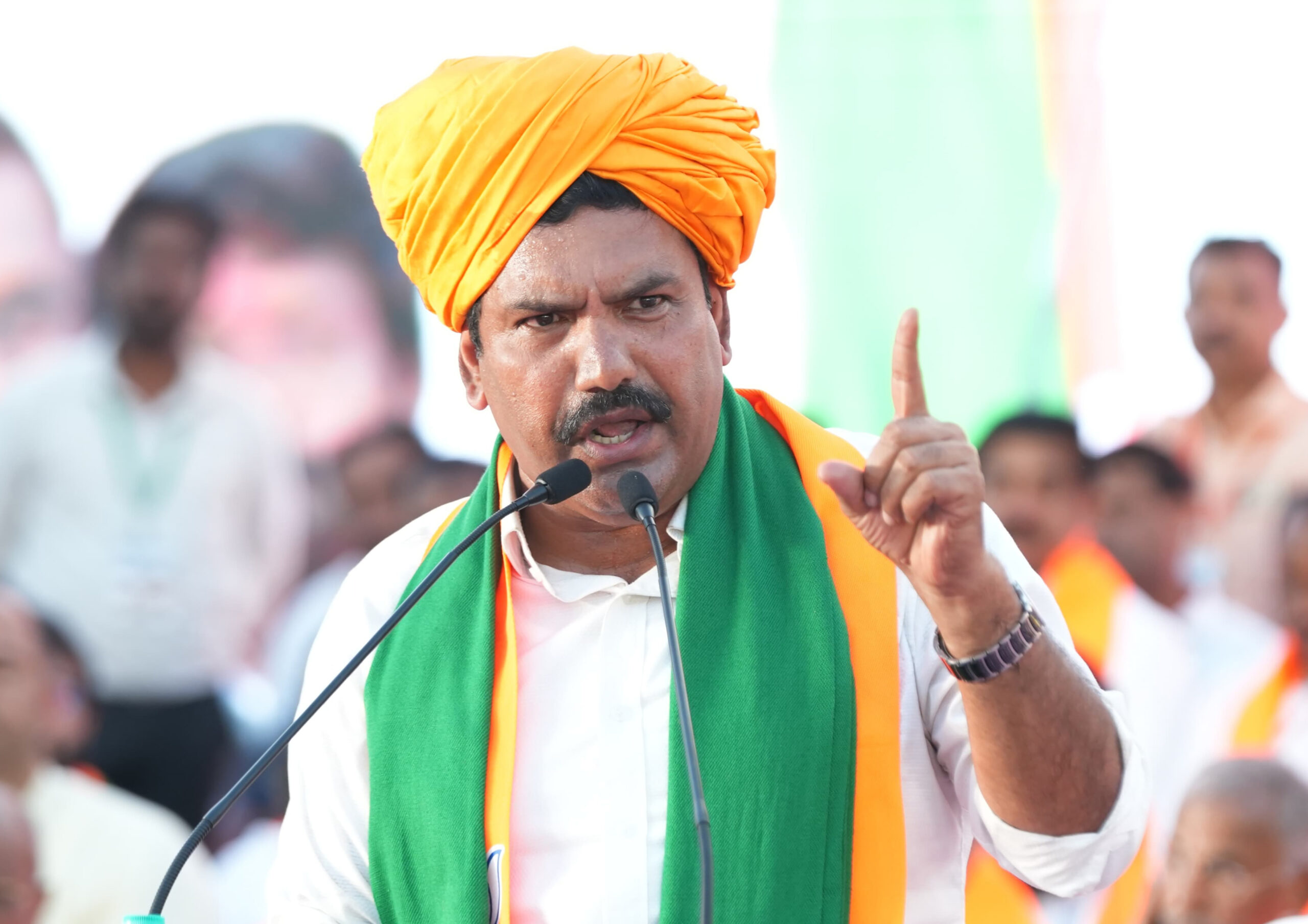 Ballari: BJP leaders and workers during ‘Ballari Chalo’ Padayatra - #Gallery Ballari: BJP leaders and workers during ‘Ballari Chalo’ Padayatra - #Gallery