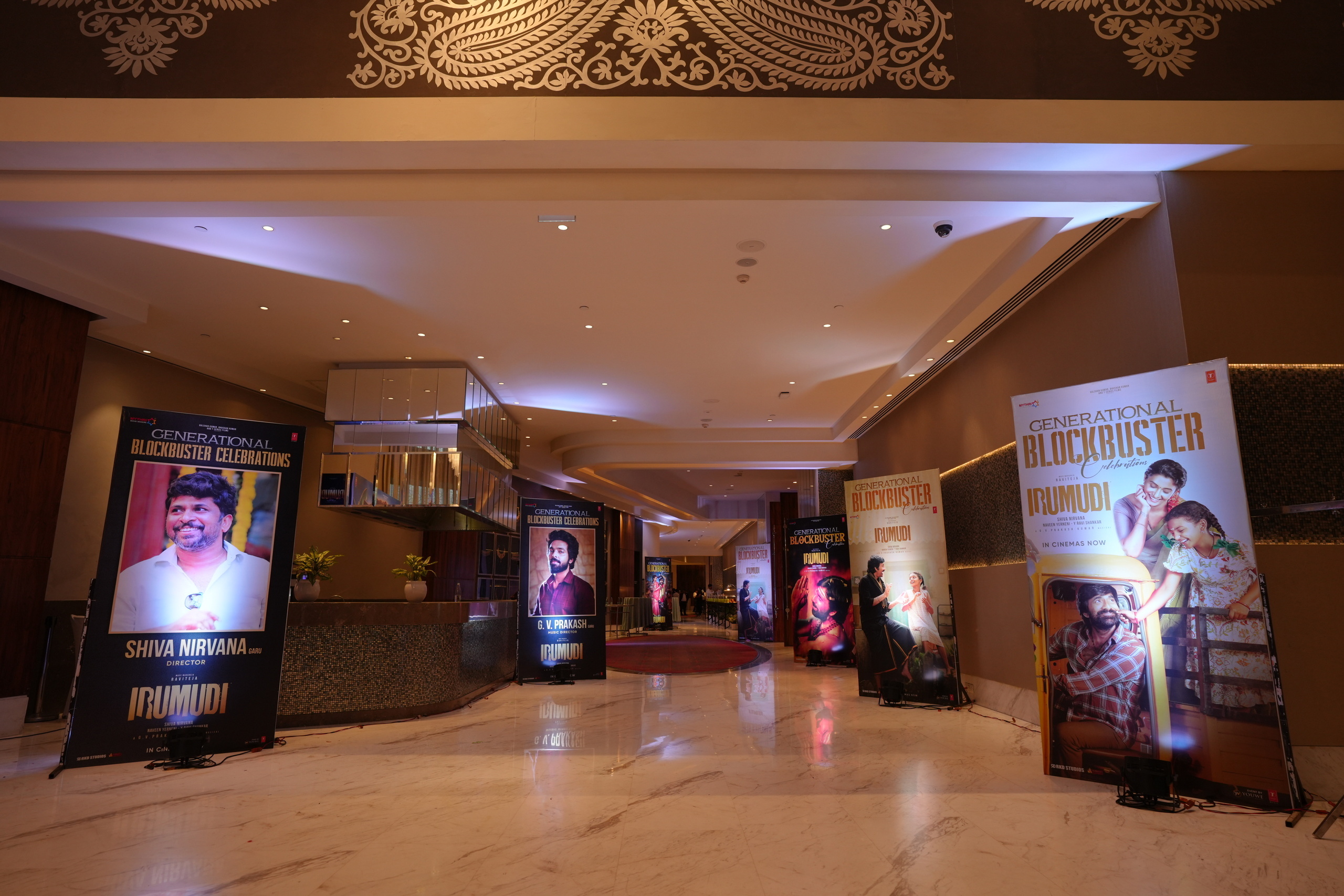 Ravi Teja's Generational Blockbuster Movie IRUMUDI Celebrations - Gallery Ravi Teja's Generational Blockbuster Movie IRUMUDI Celebrations - Gallery