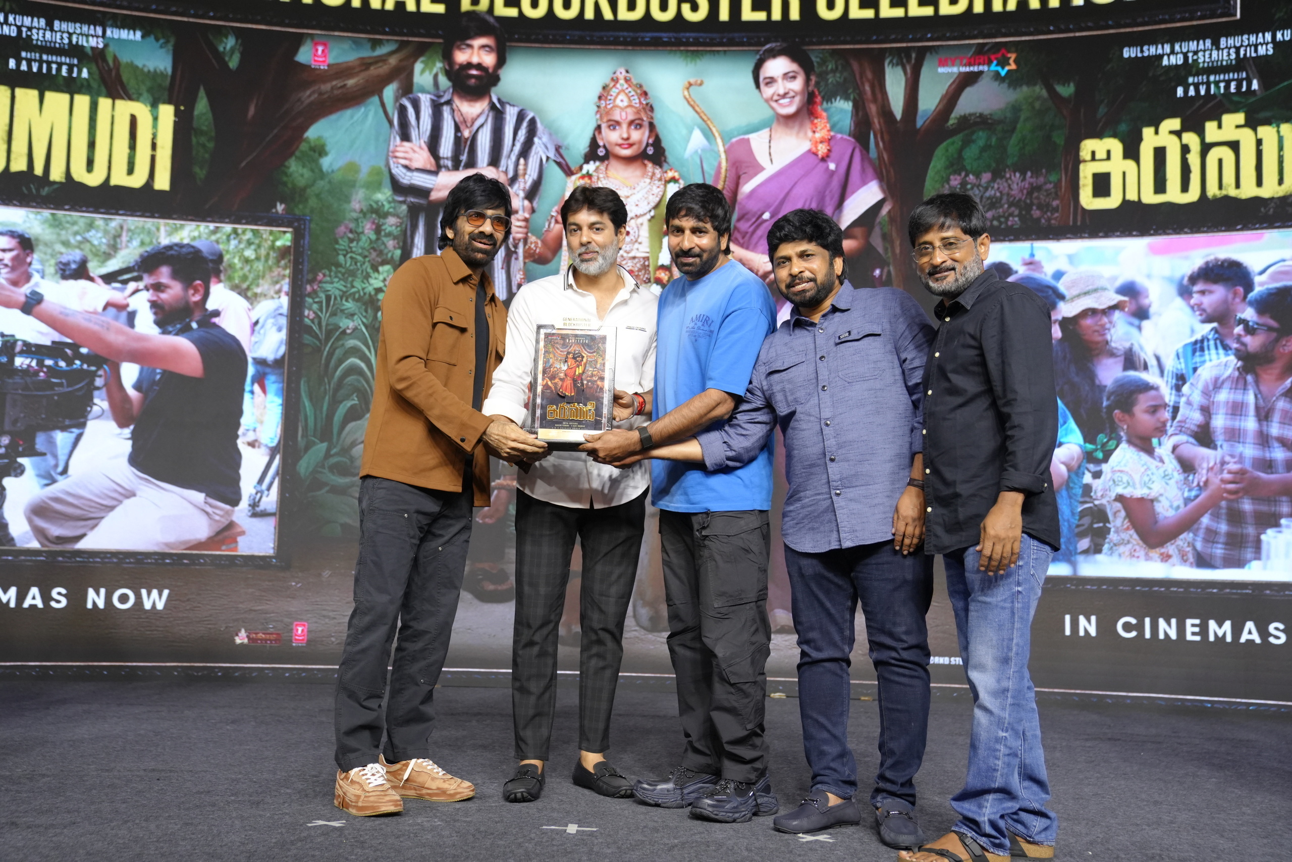 Ravi Teja's Generational Blockbuster Movie IRUMUDI Celebrations - Gallery Ravi Teja's Generational Blockbuster Movie IRUMUDI Celebrations - Gallery