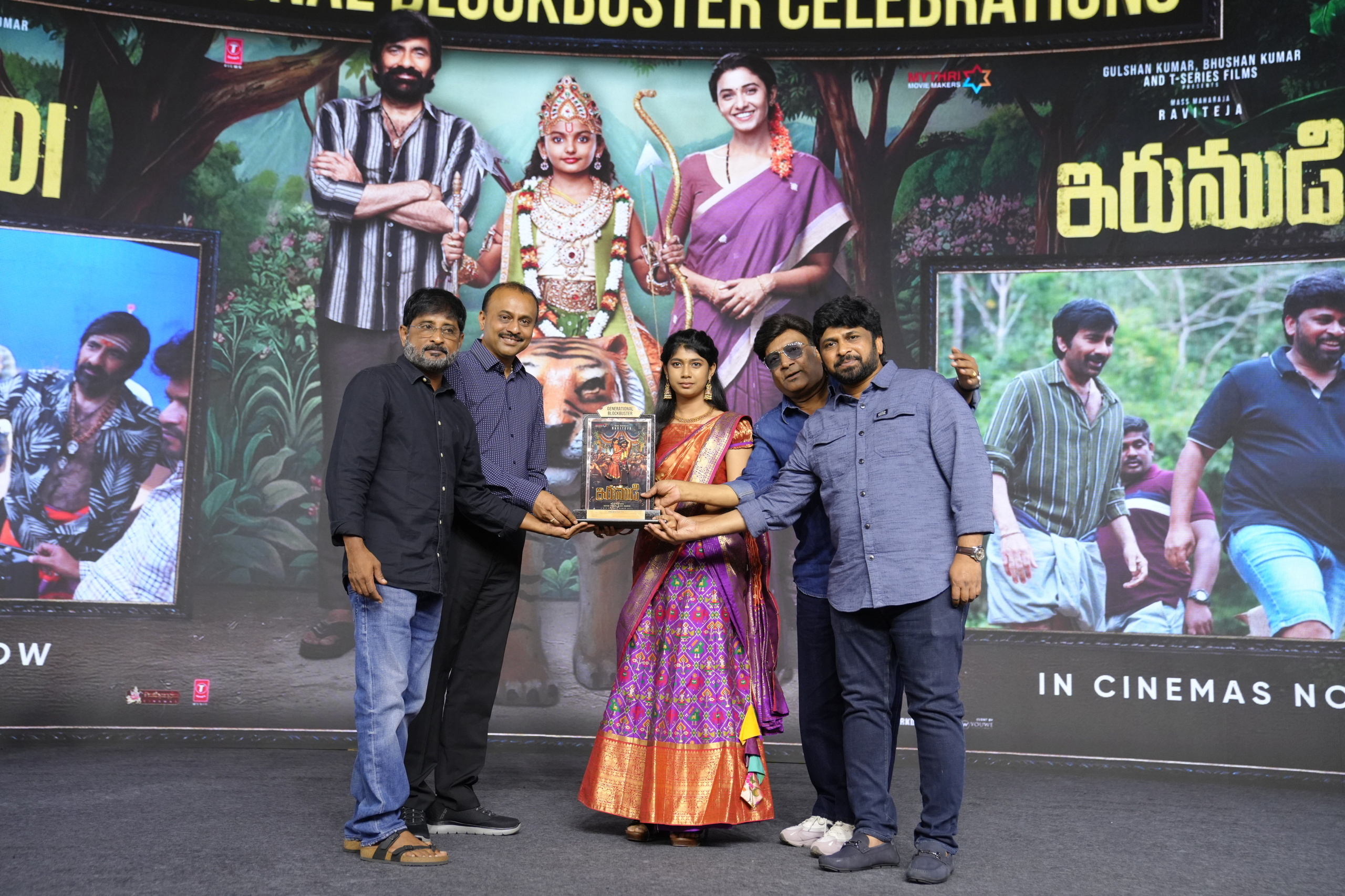 Ravi Teja's Generational Blockbuster Movie IRUMUDI Celebrations - Gallery Ravi Teja's Generational Blockbuster Movie IRUMUDI Celebrations - Gallery