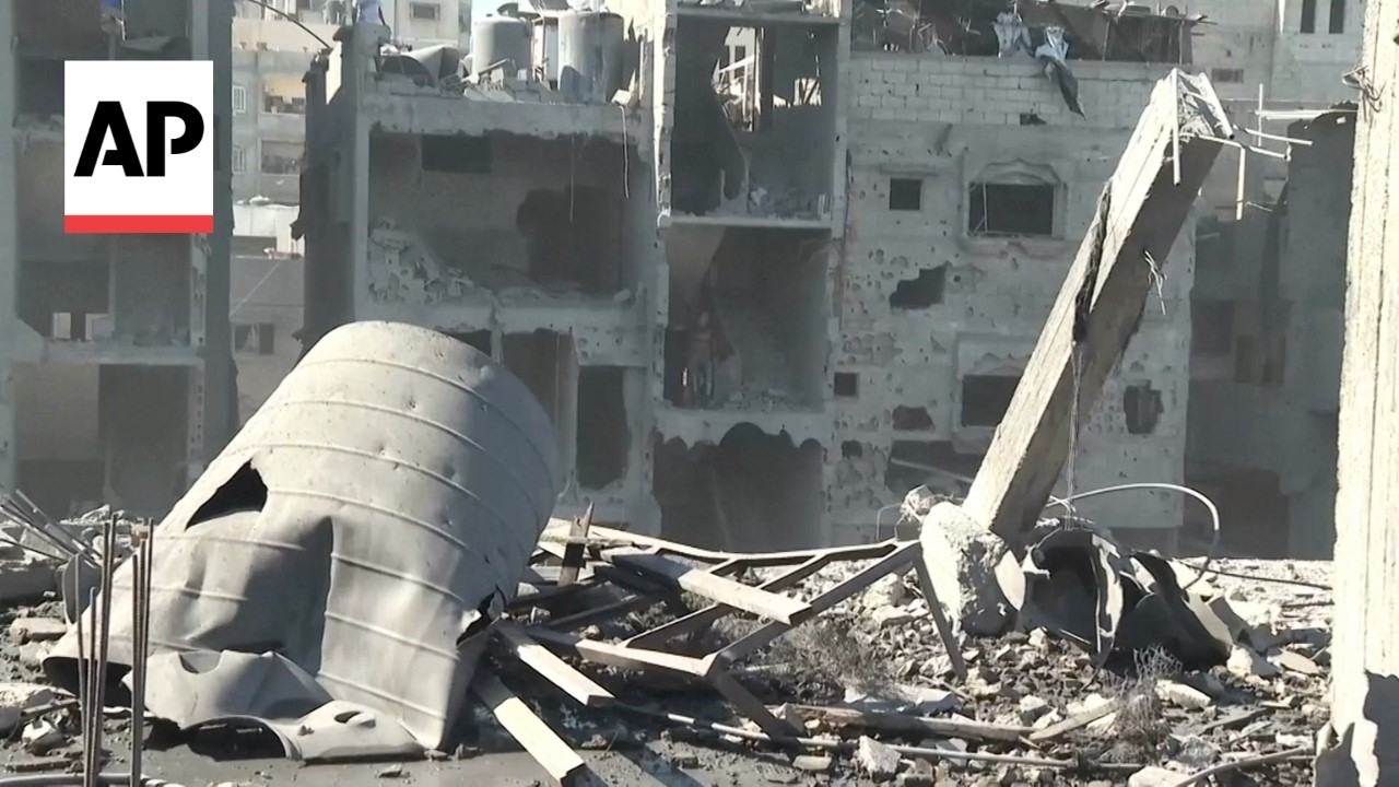 Israeli airstrike in central Gaza destroys buildings and injures at least 9 (Video)