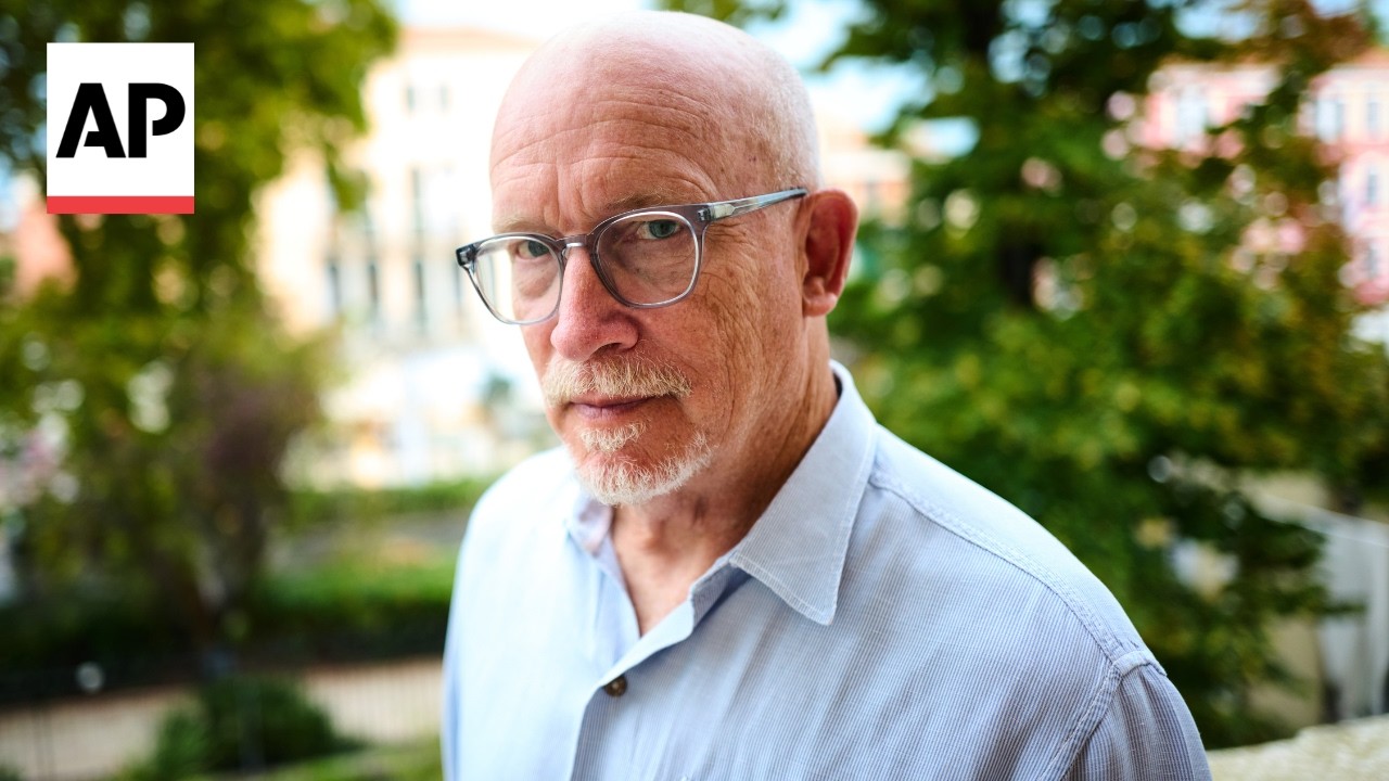 Alex Gibney says he doesn't 'really care' what Elon Musk thinks of his documentary (Video)