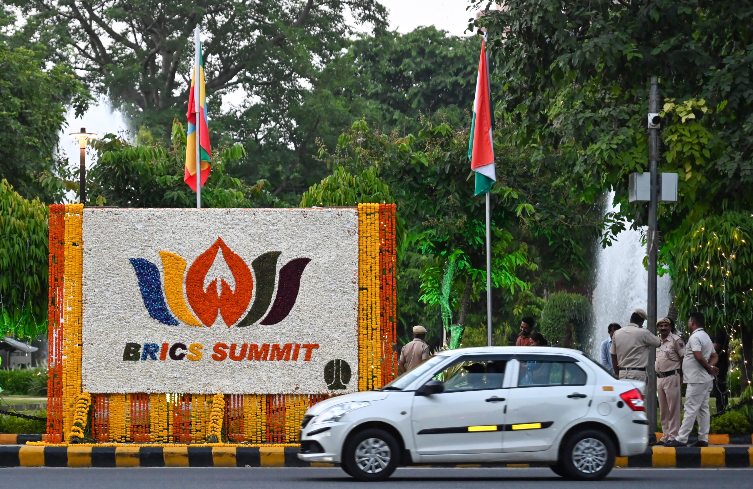 NCR likely to see light rain, thunderstorms as Delhi hosts BRICS Summit NCR likely to see light rain, thunderstorms as Delhi hosts BRICS Summit
