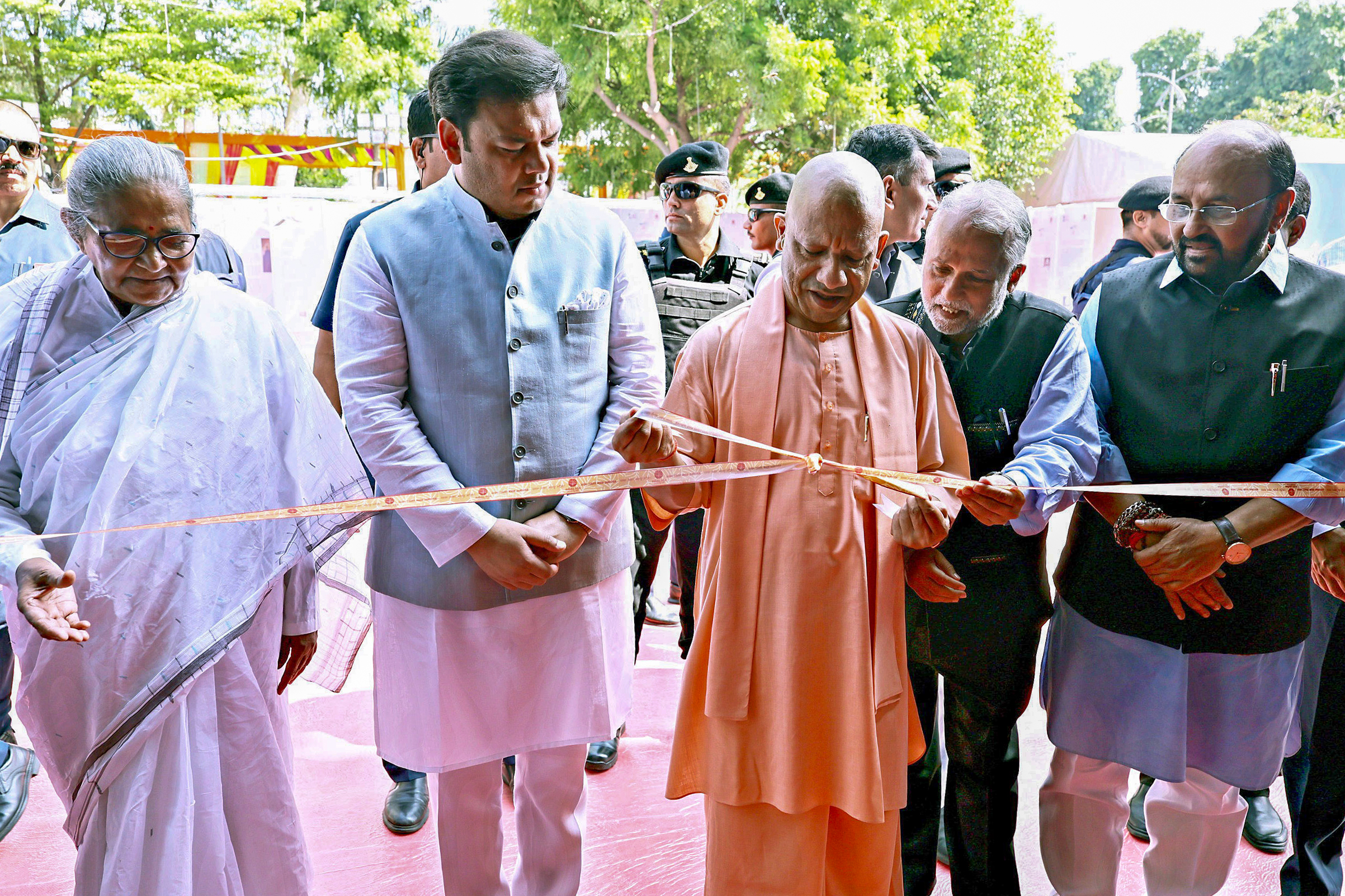 Lucknow: Yogi Adityanath Inaugurates Gomti Book Festival #Gallery Lucknow: Yogi Adityanath Inaugurates Gomti Book Festival #Gallery