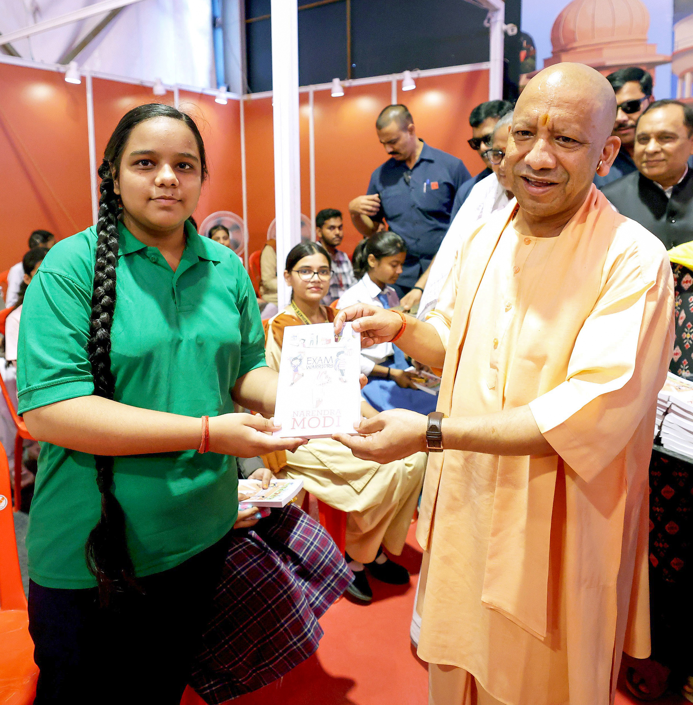 Lucknow: Yogi Adityanath Inaugurates Gomti Book Festival #Gallery Lucknow: Yogi Adityanath Inaugurates Gomti Book Festival #Gallery