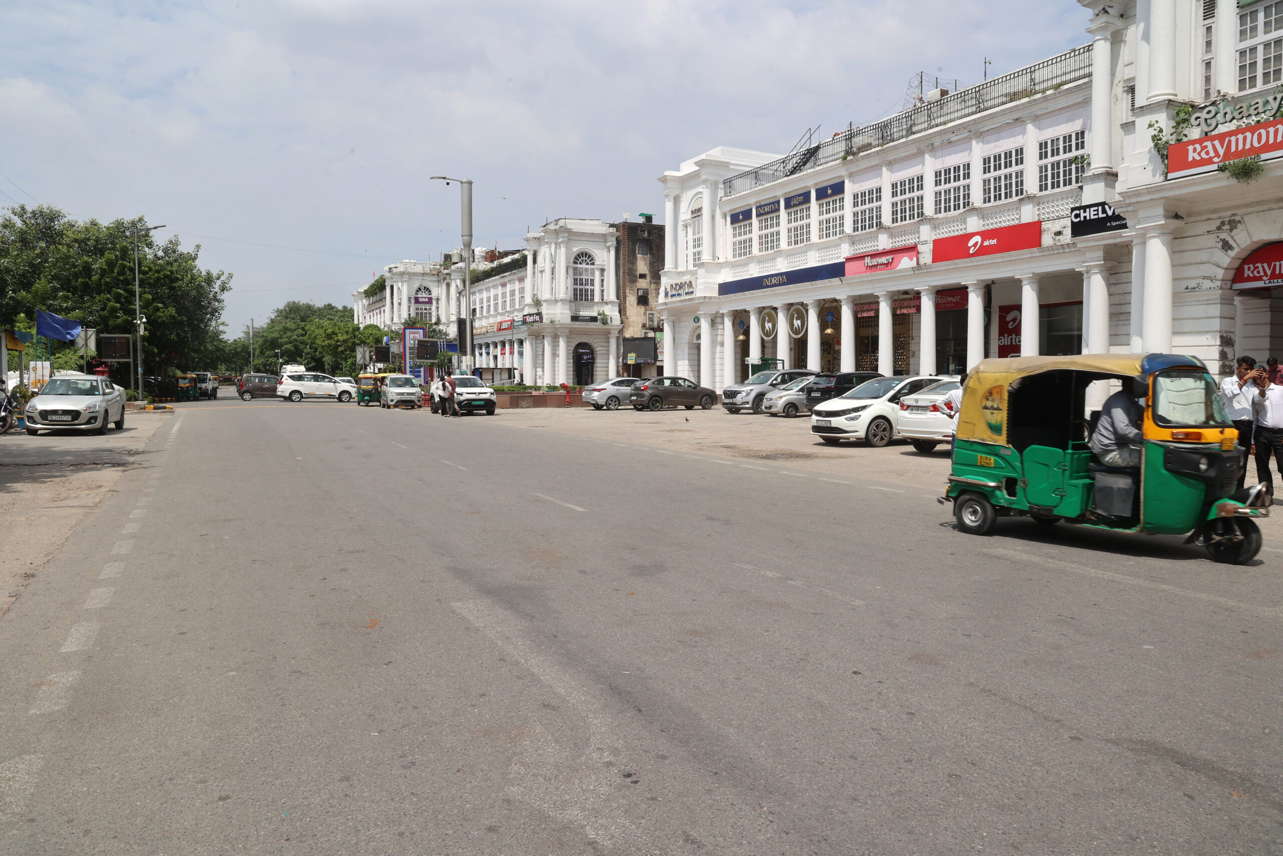 New Delhi: Empty Area Around Connaught Place During BRICS Summit #Gallery New Delhi: Empty Area Around Connaught Place During BRICS Summit #Gallery