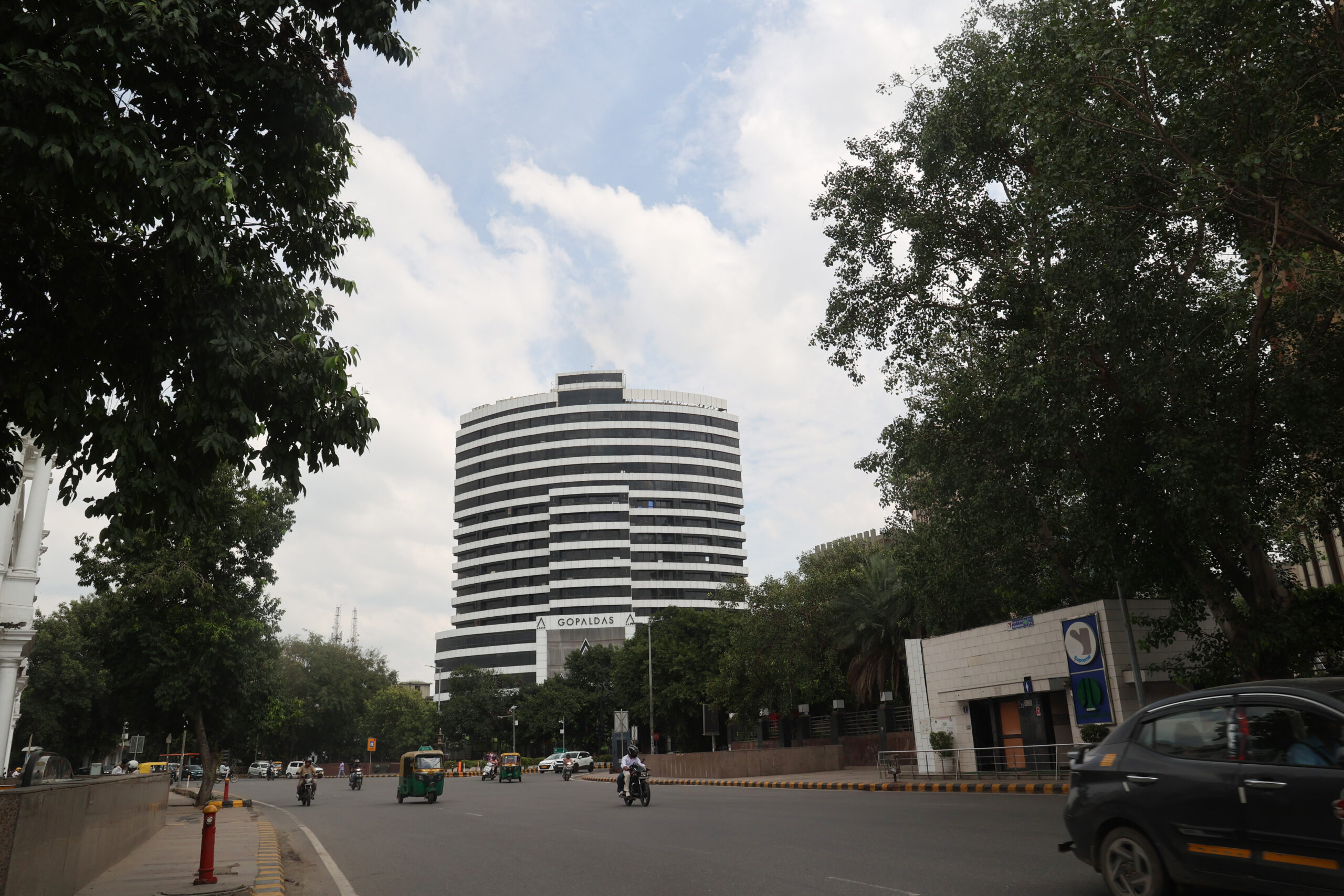 New Delhi: Empty Area Around Connaught Place During BRICS Summit #Gallery New Delhi: Empty Area Around Connaught Place During BRICS Summit #Gallery