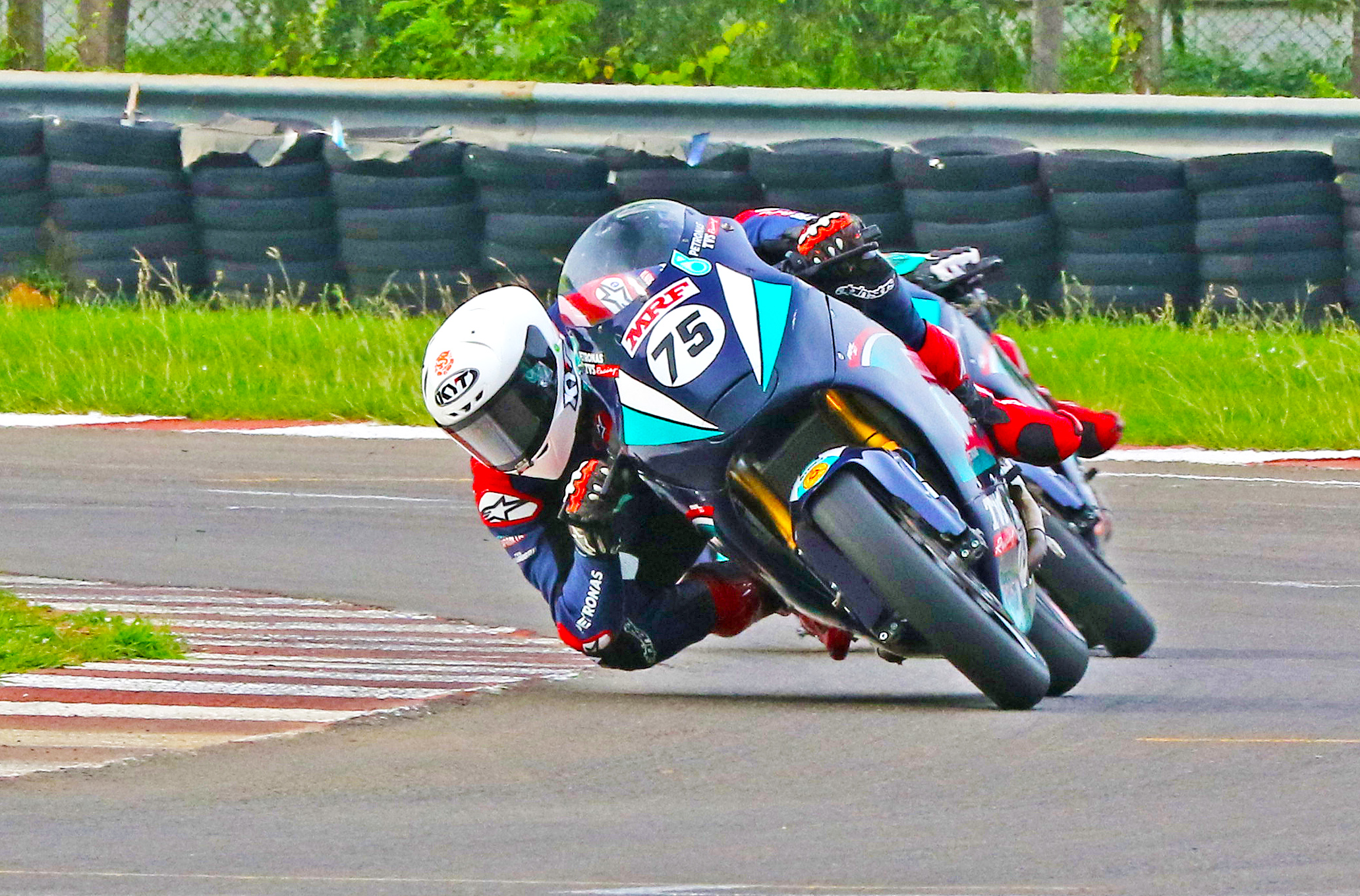 National 2W Racing: Chavan leads podium sweep; Jennifer, Rajini Krishnan script fine wins National 2W Racing: Chavan leads podium sweep; Jennifer, Rajini Krishnan script fine wins